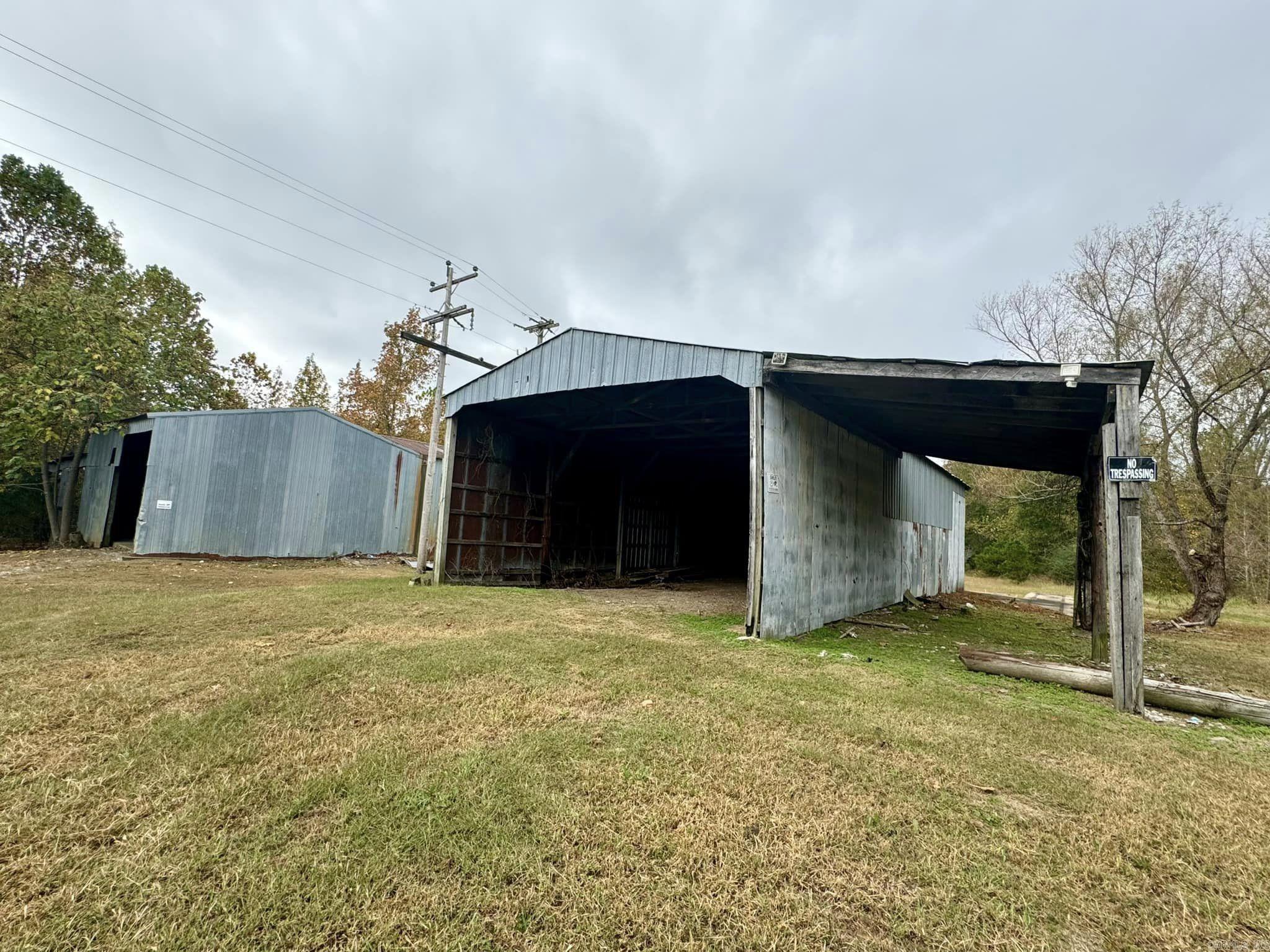 200  Floral Road  Concord, AR