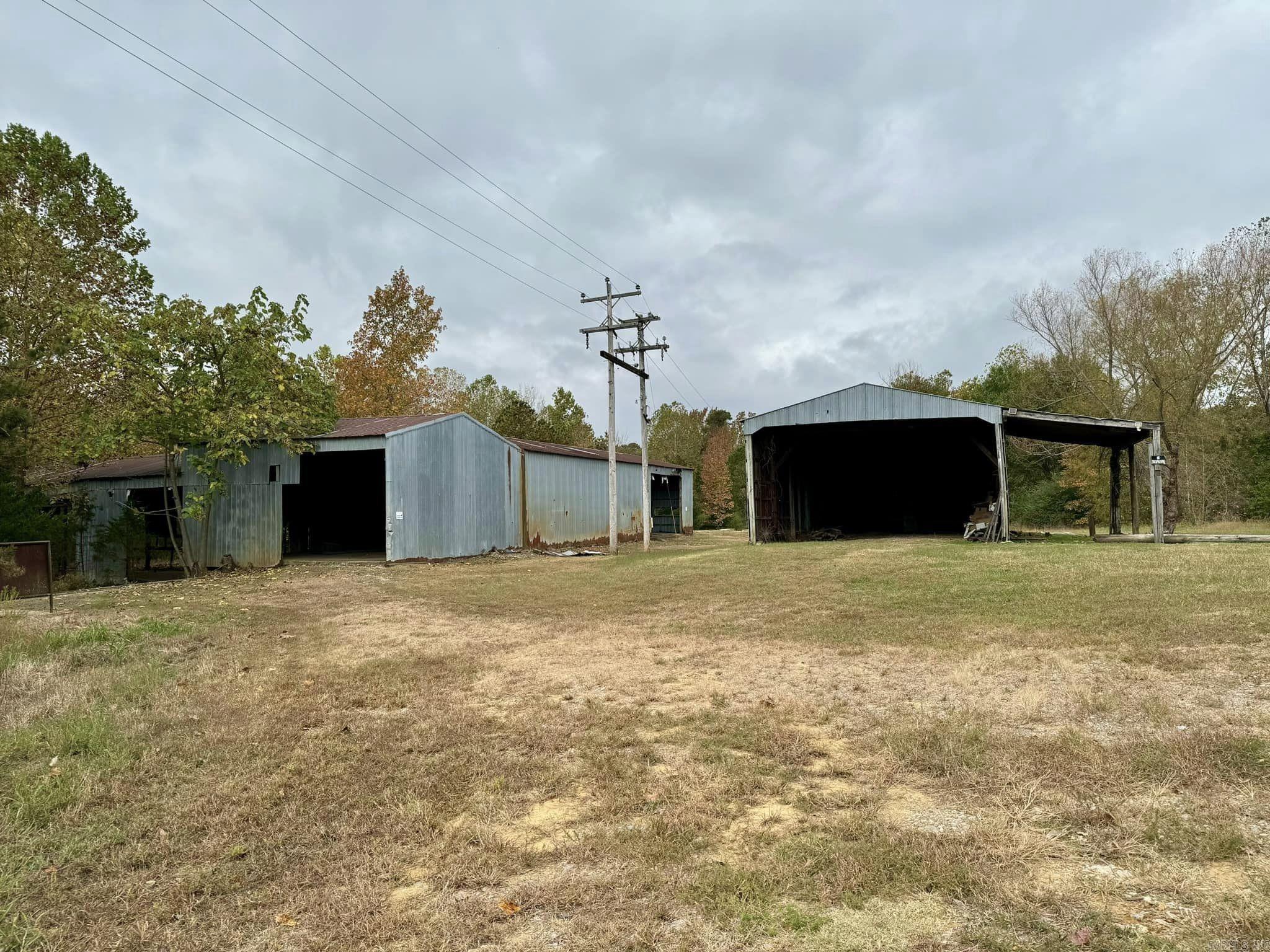 200  Floral Road  Concord, AR