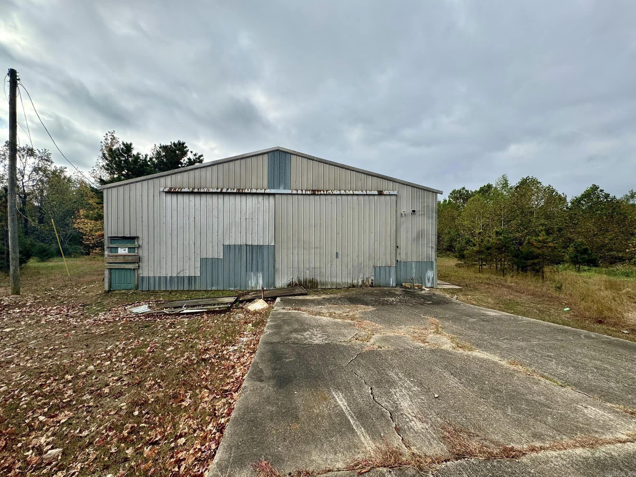 200  Floral Road  Concord, AR