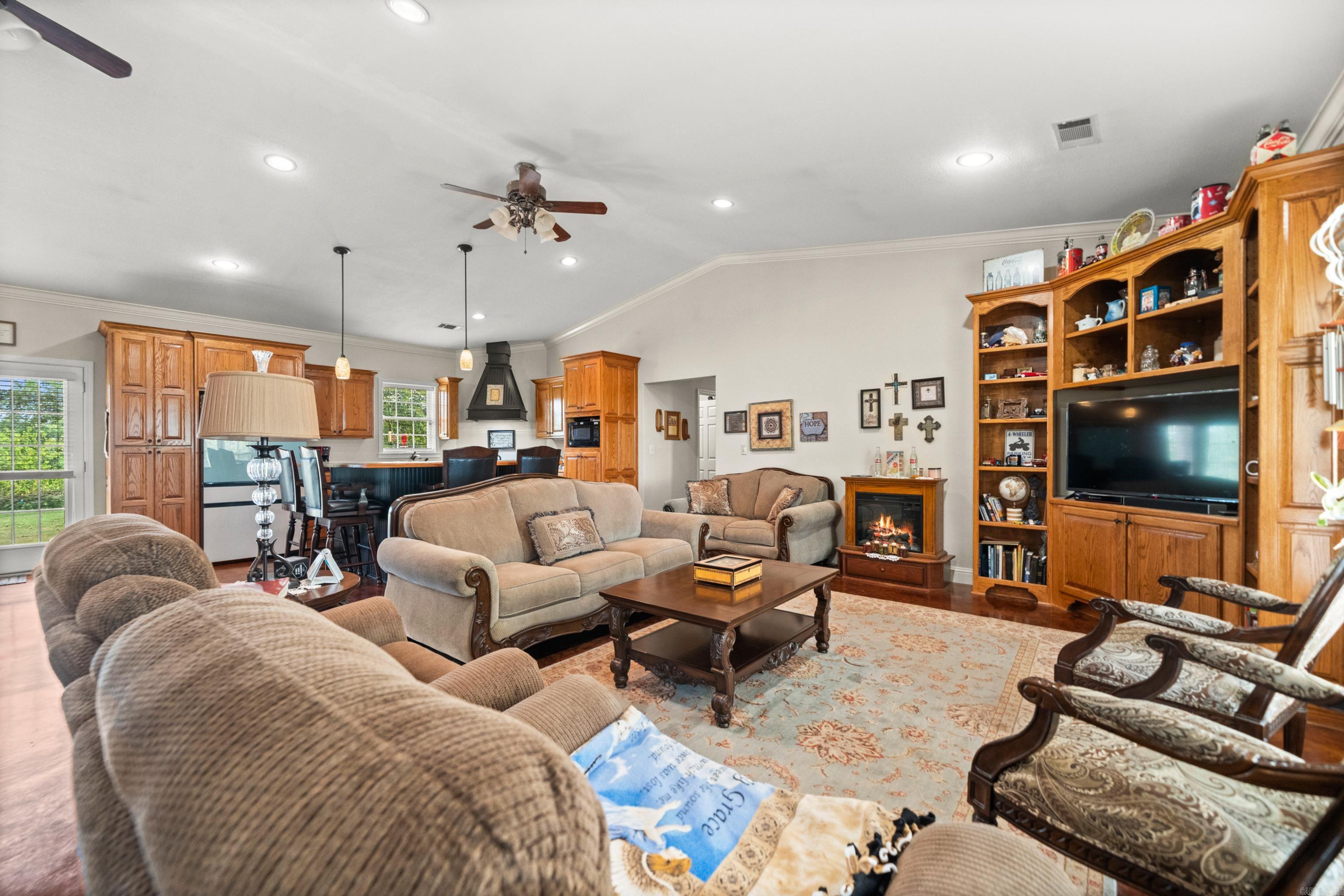 250 Peaceful Hills Lane Bonnerdale, AR 71933