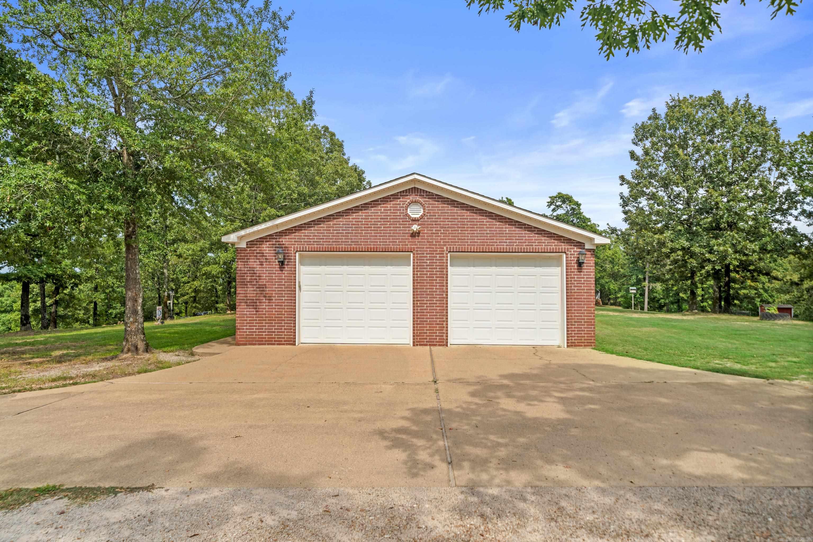 250 Peaceful Hills Lane Bonnerdale, AR 71933