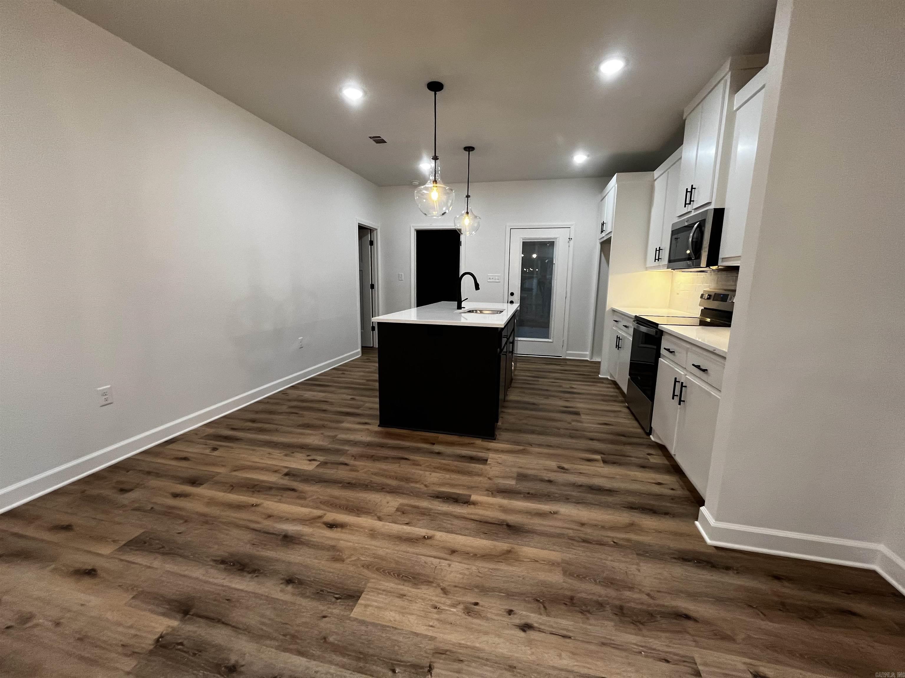 2497  Janet  Benton, AR