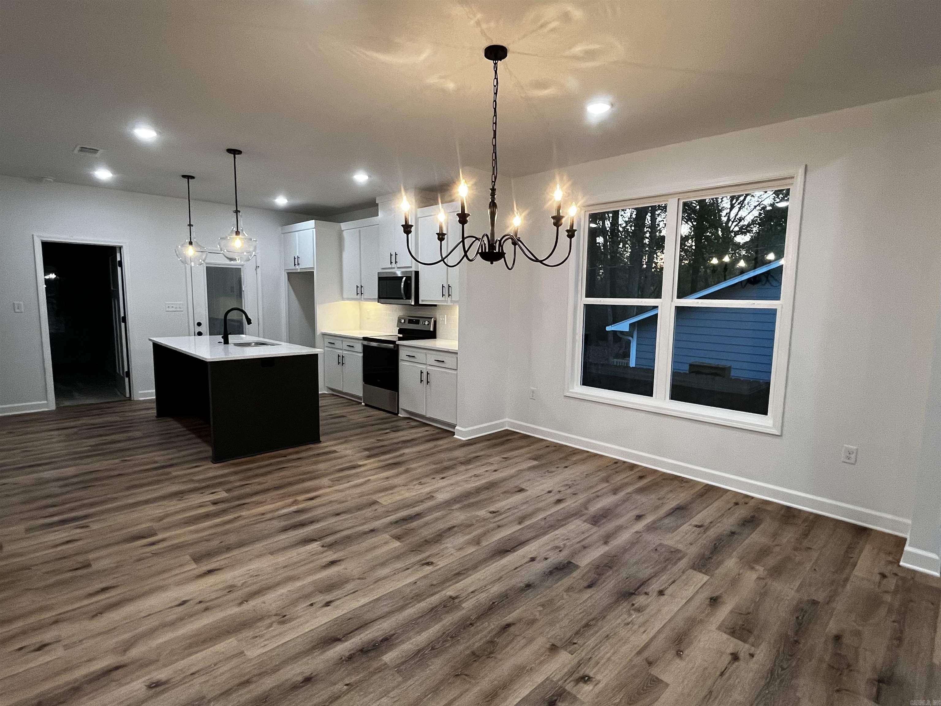 2497  Janet  Benton, AR