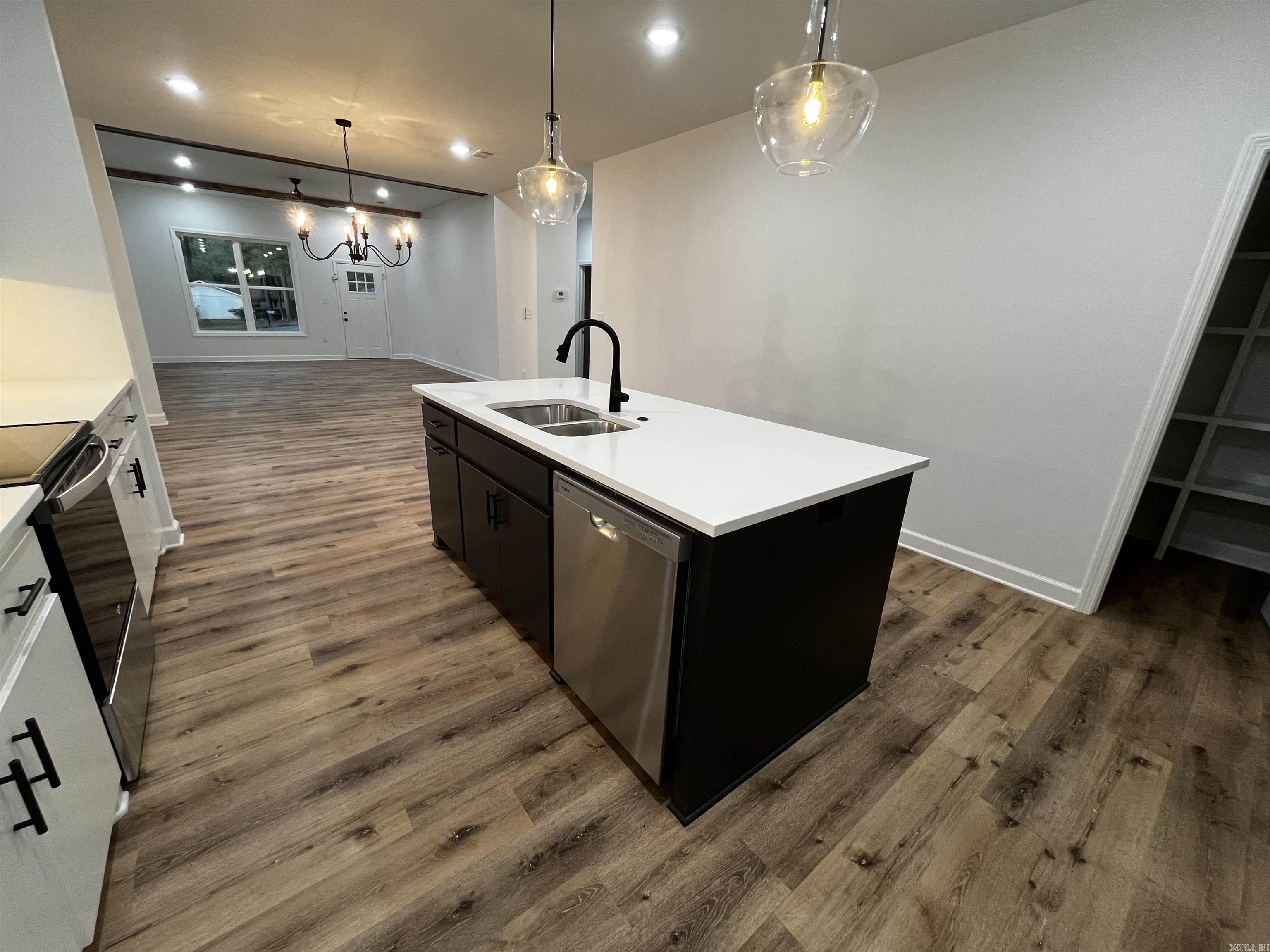 2497  Janet  Benton, AR