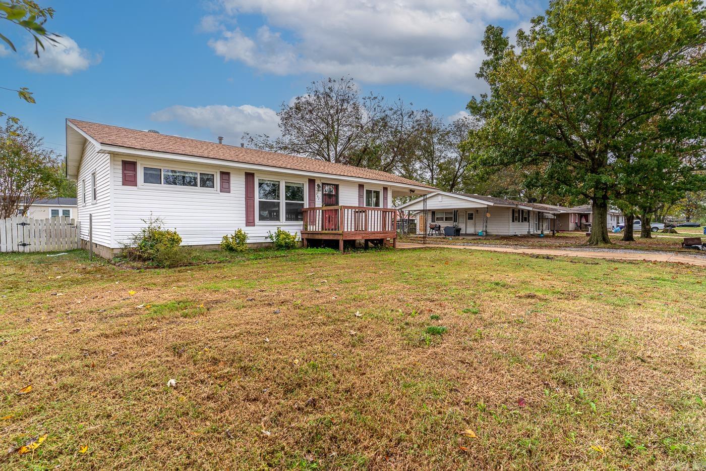 207  11th  Marked Tree, AR