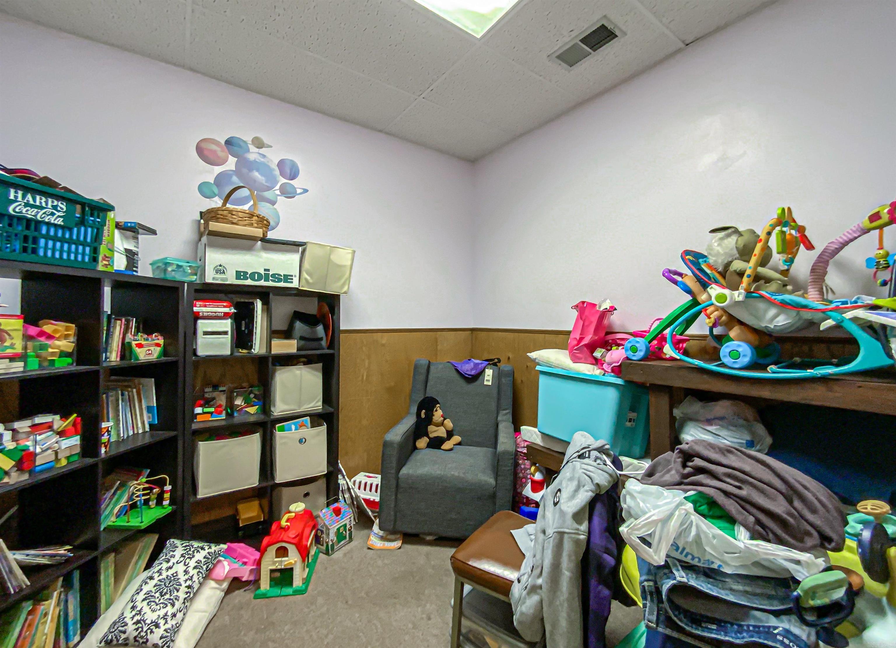 114 E Old Main  Yellville, AR