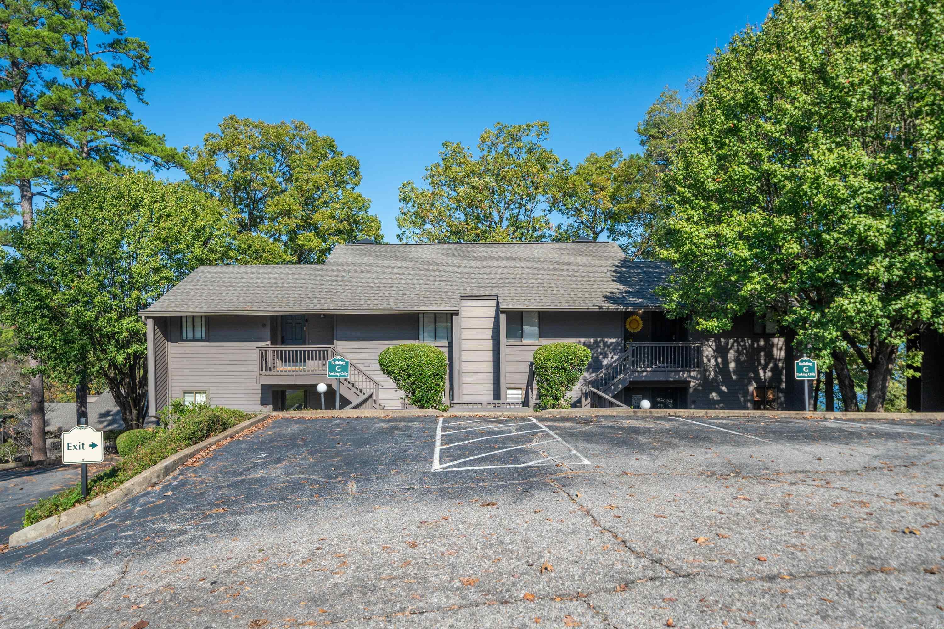 200  Hamilton Oaks  Hot Springs, AR