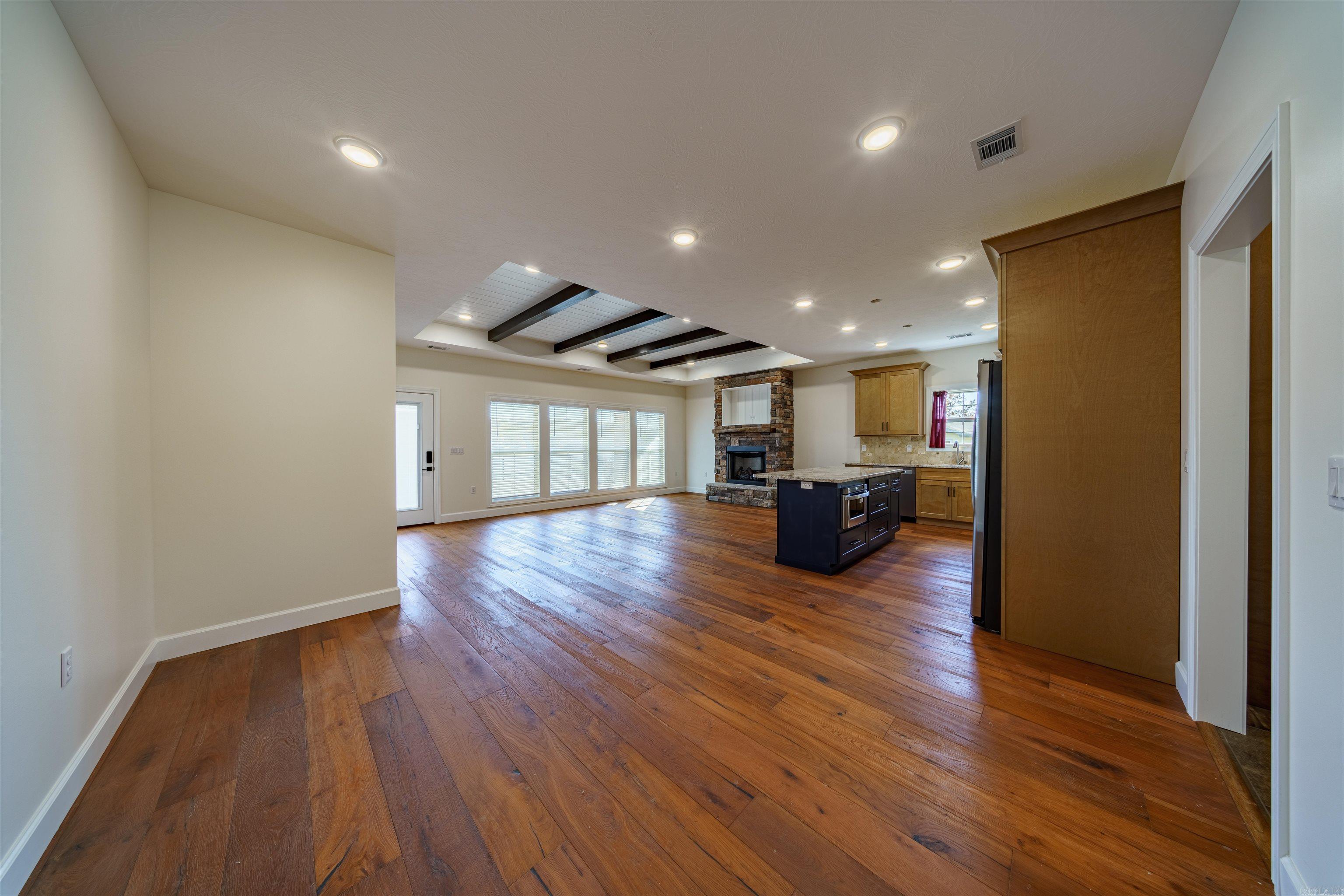 1212  Pearl Drive  Horseshoe Bend, AR