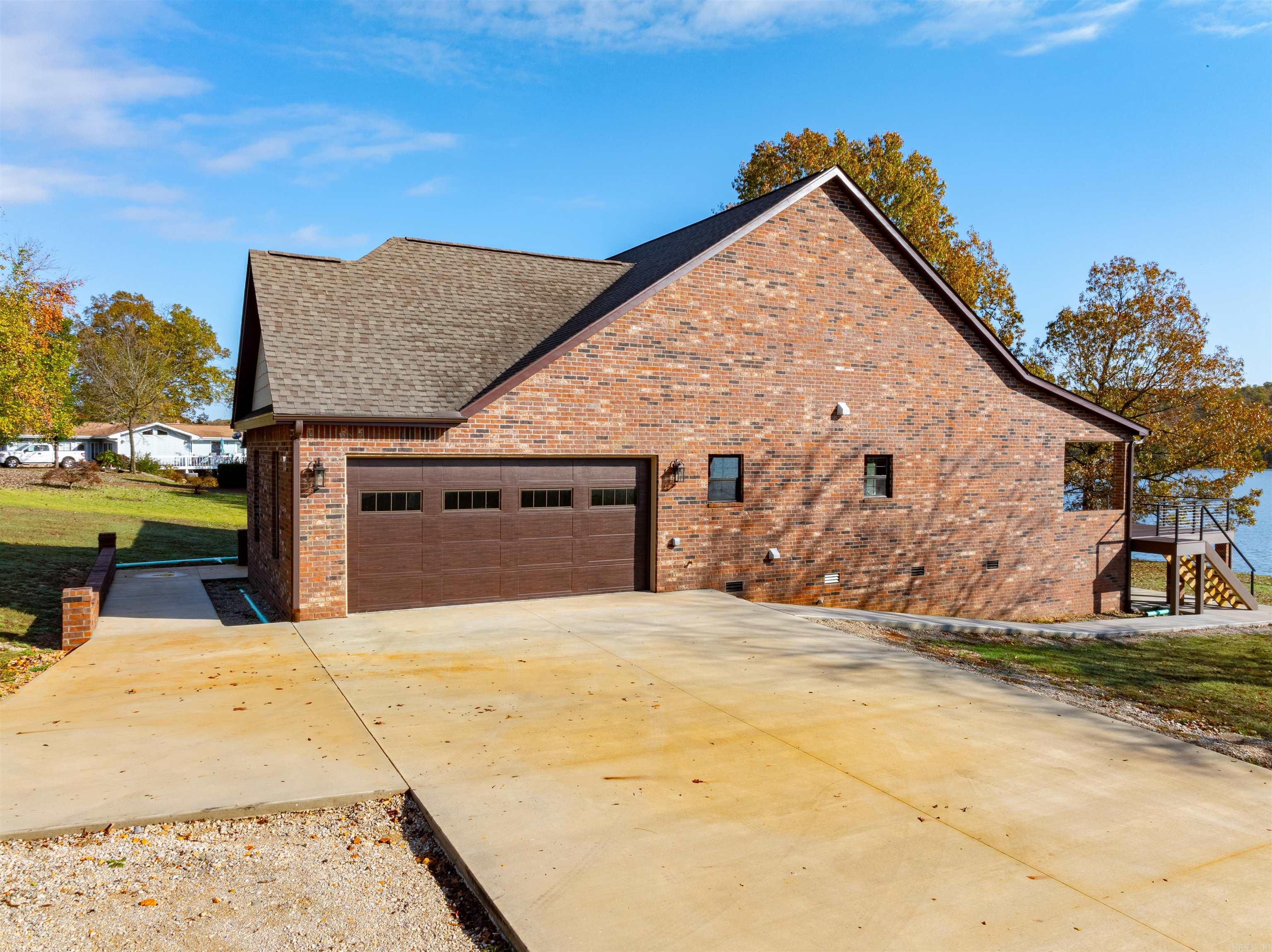 1212  Pearl Drive  Horseshoe Bend, AR