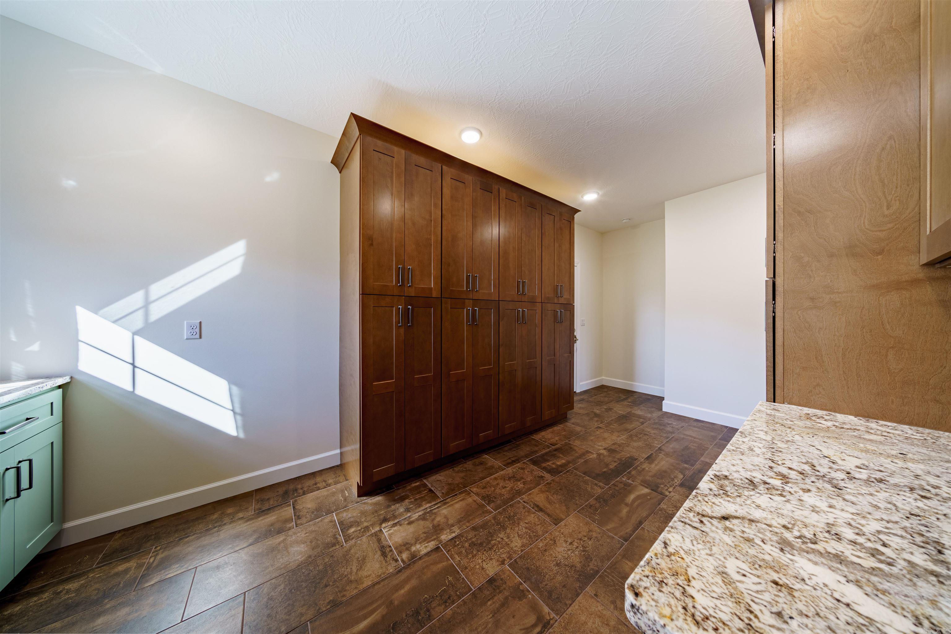 1212  Pearl Drive  Horseshoe Bend, AR