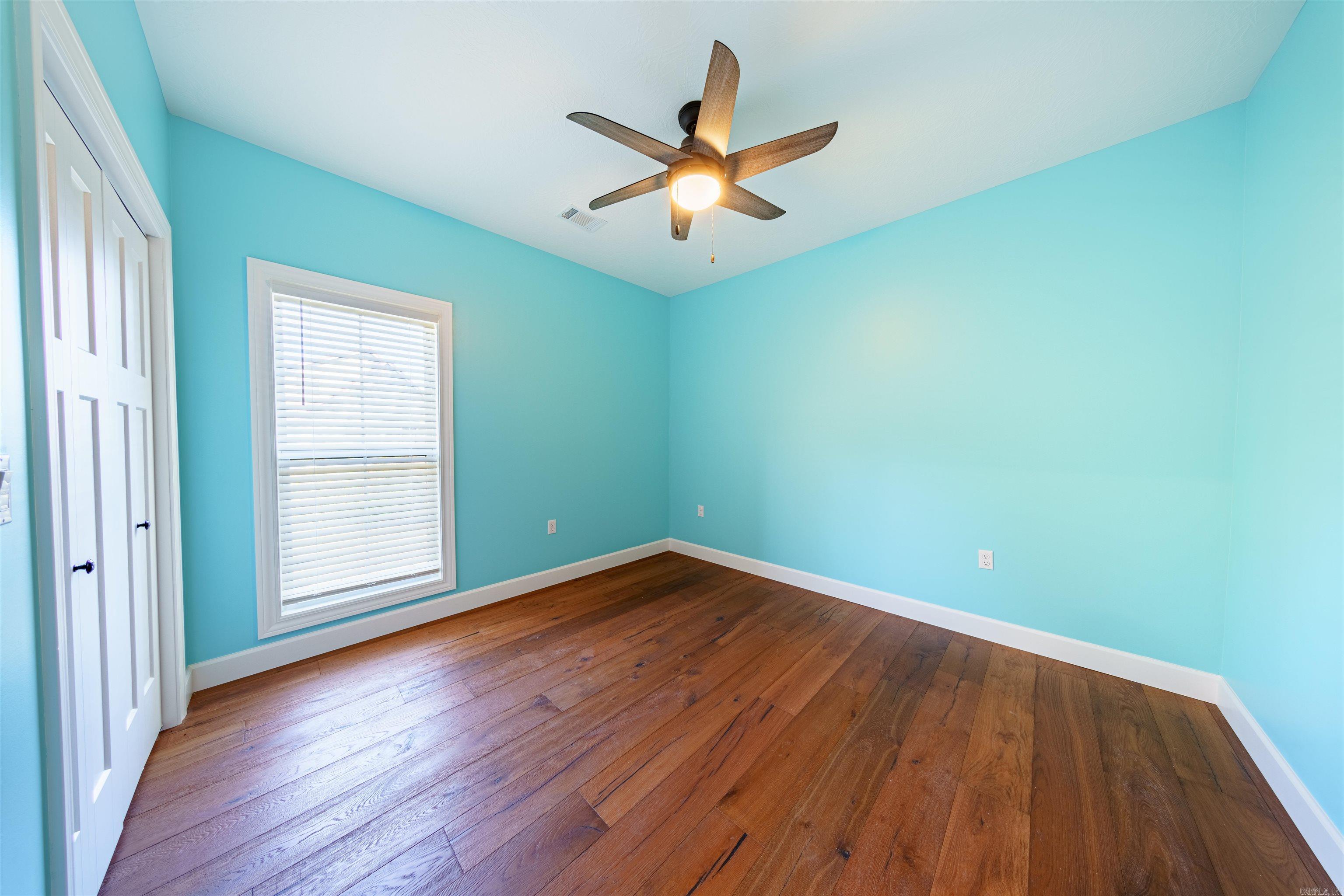 1212  Pearl Drive  Horseshoe Bend, AR