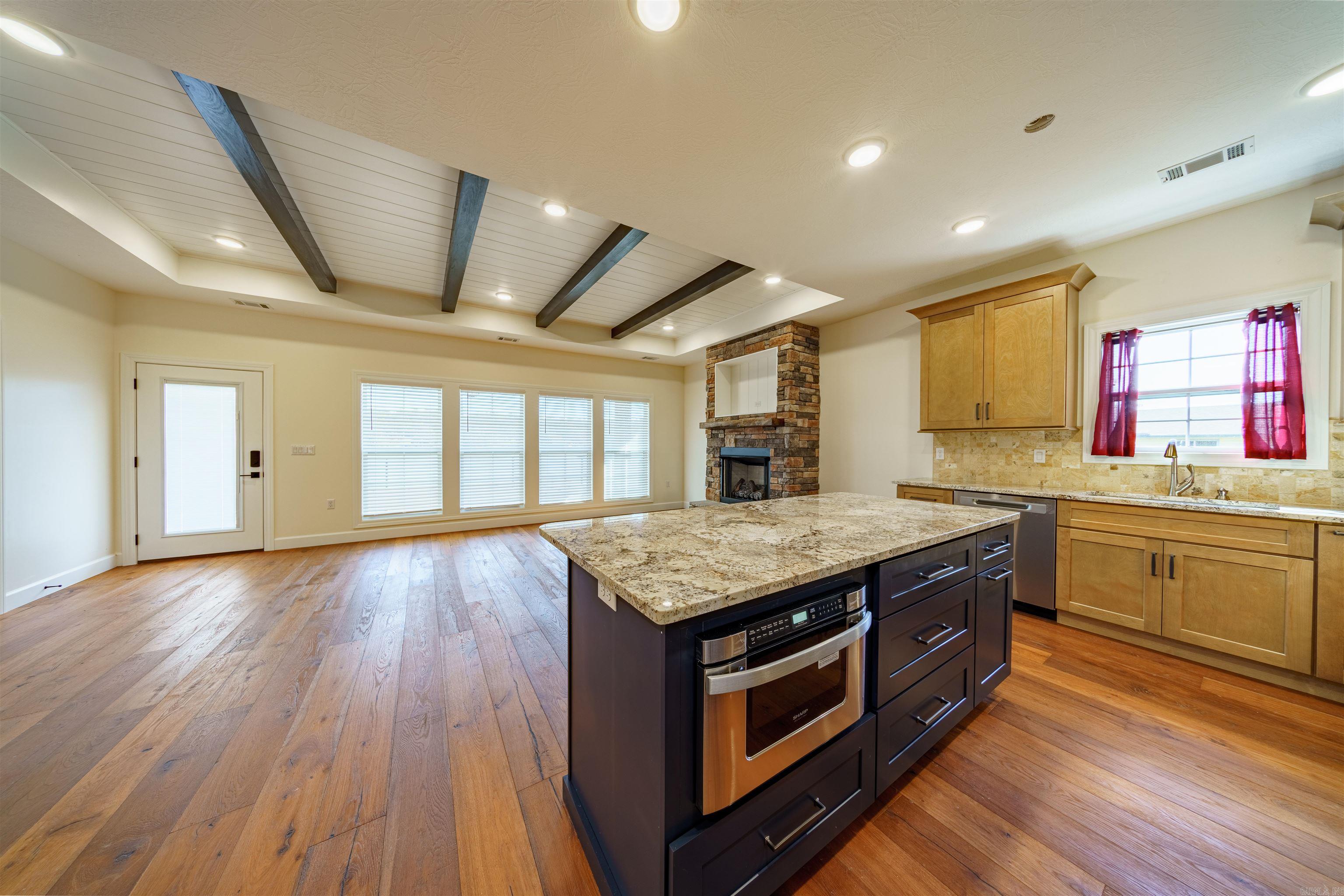 1212  Pearl Drive  Horseshoe Bend, AR