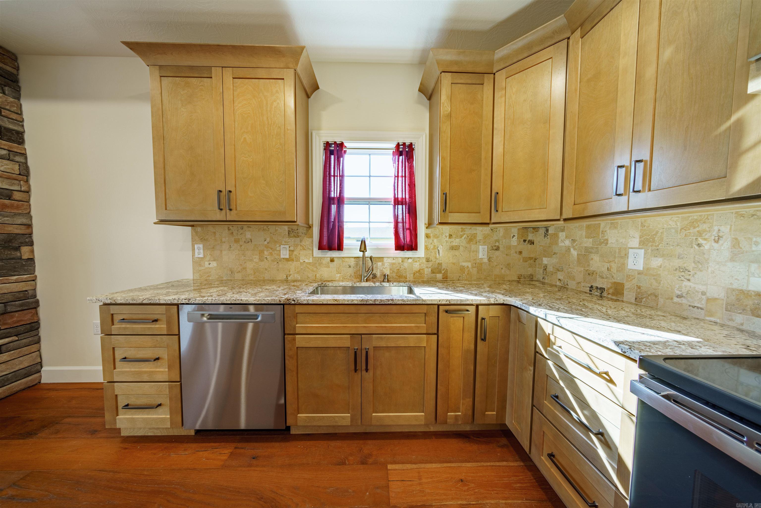 1212  Pearl Drive  Horseshoe Bend, AR