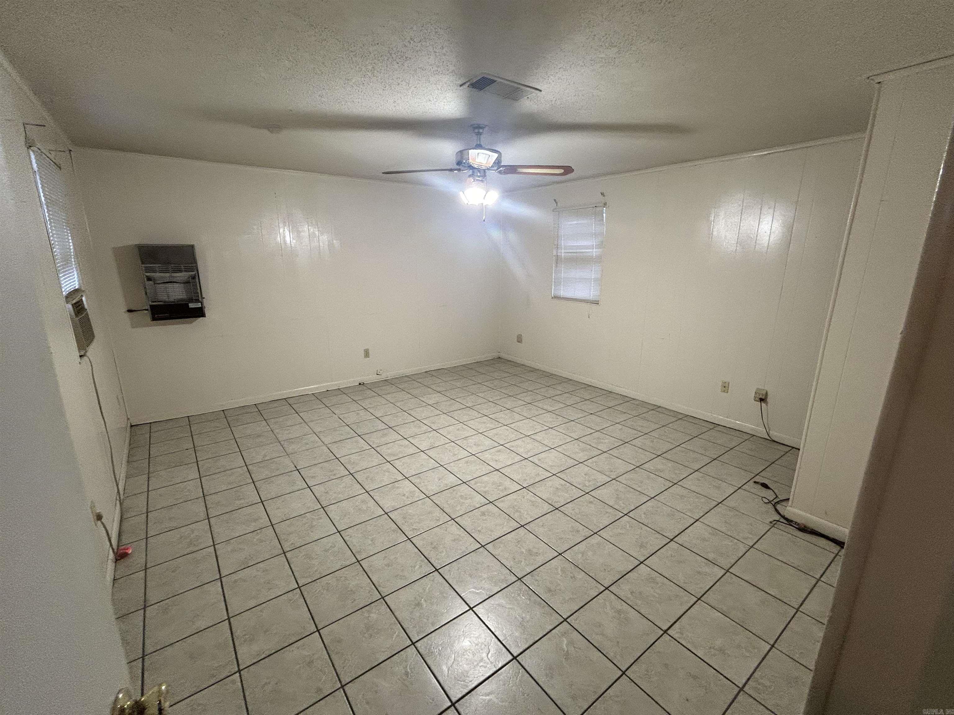 3202  Kendyl  Pine Bluff, AR