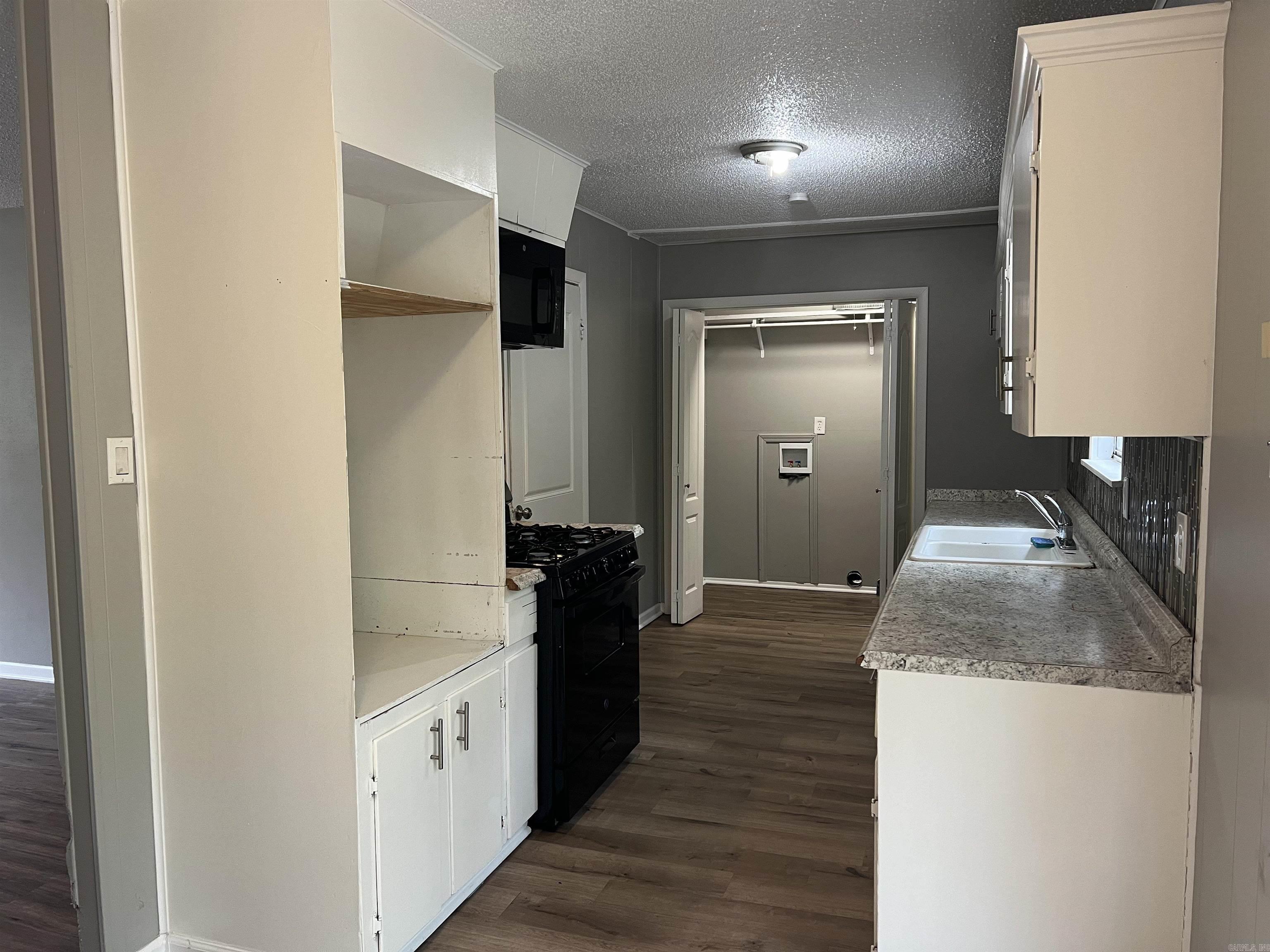225  Laurel  Jacksonville, AR