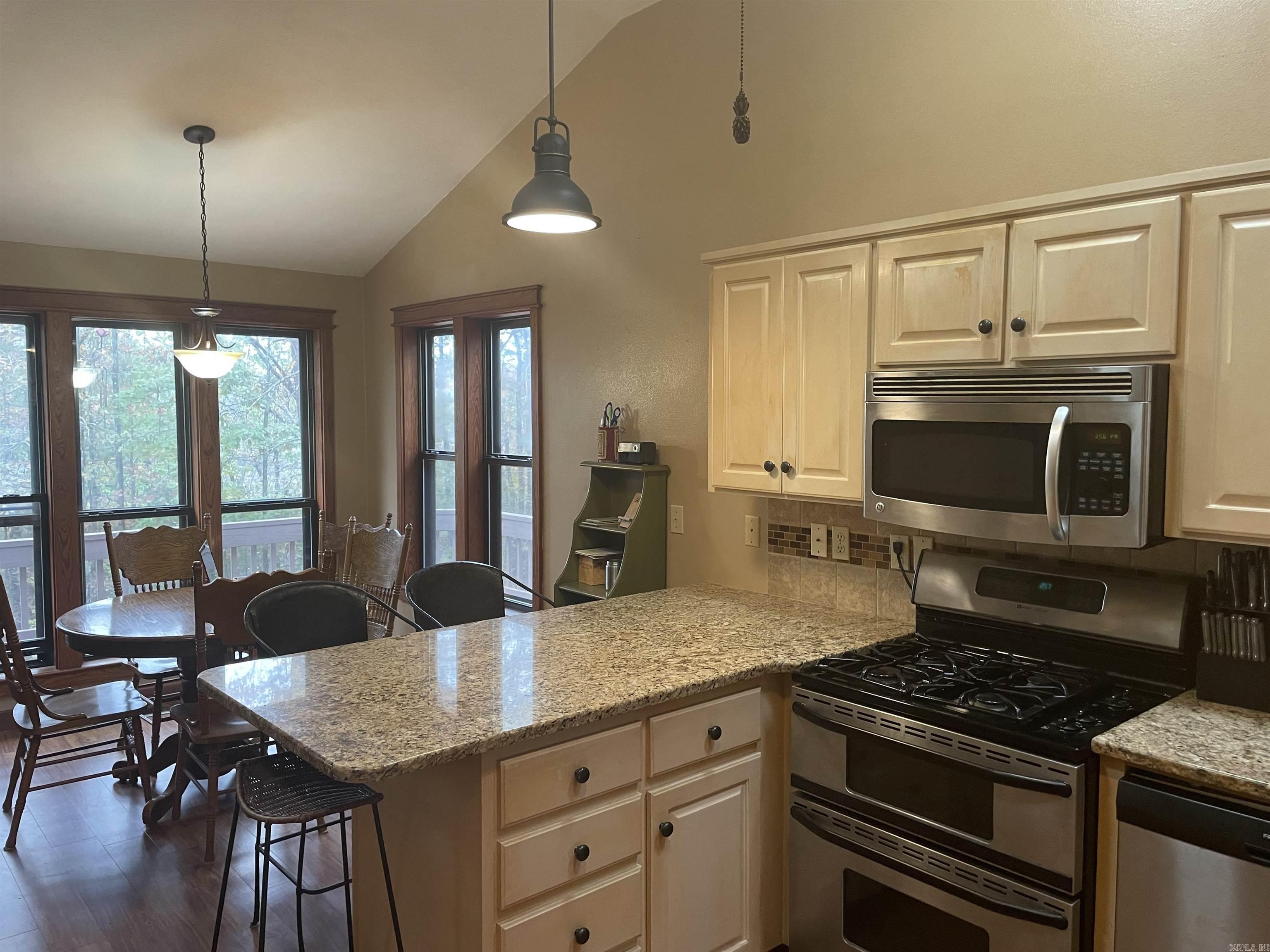 319  Lake Forest Estate  Tumbling Shoals, AR