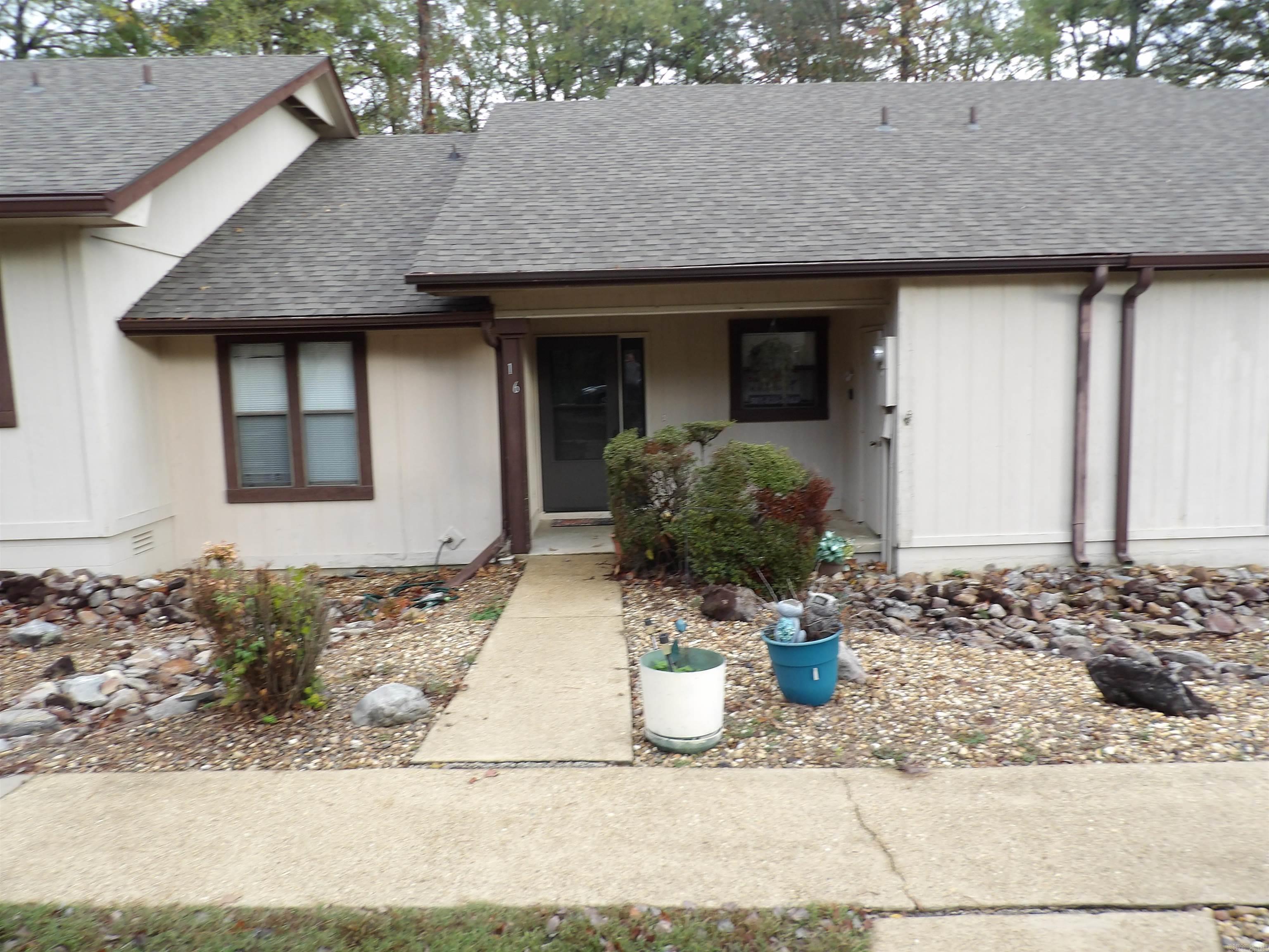 16  DULZURA LANE  Hot Springs Village, AR