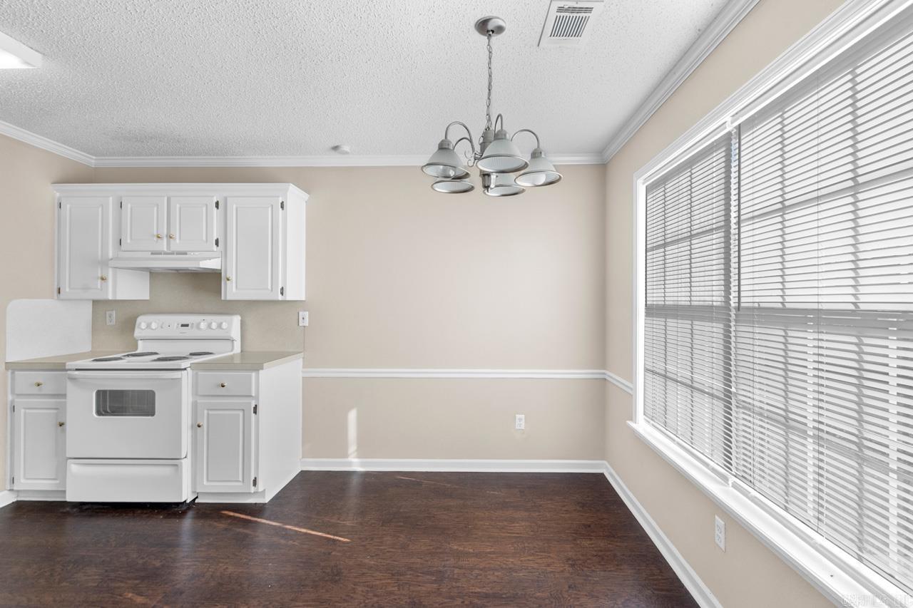 1707 S 1st  Cabot, AR