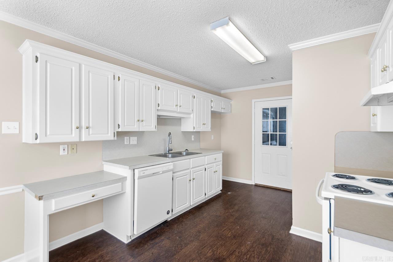 1707 S 1st  Cabot, AR