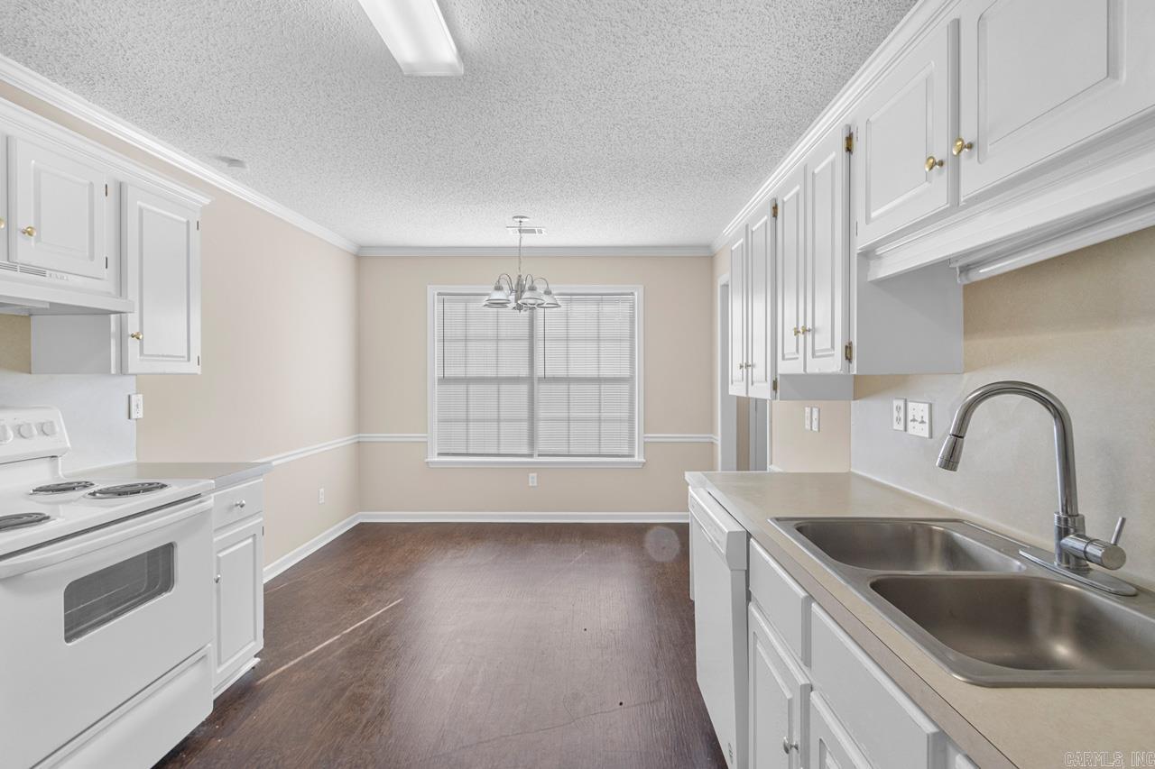 1707 S 1st  Cabot, AR