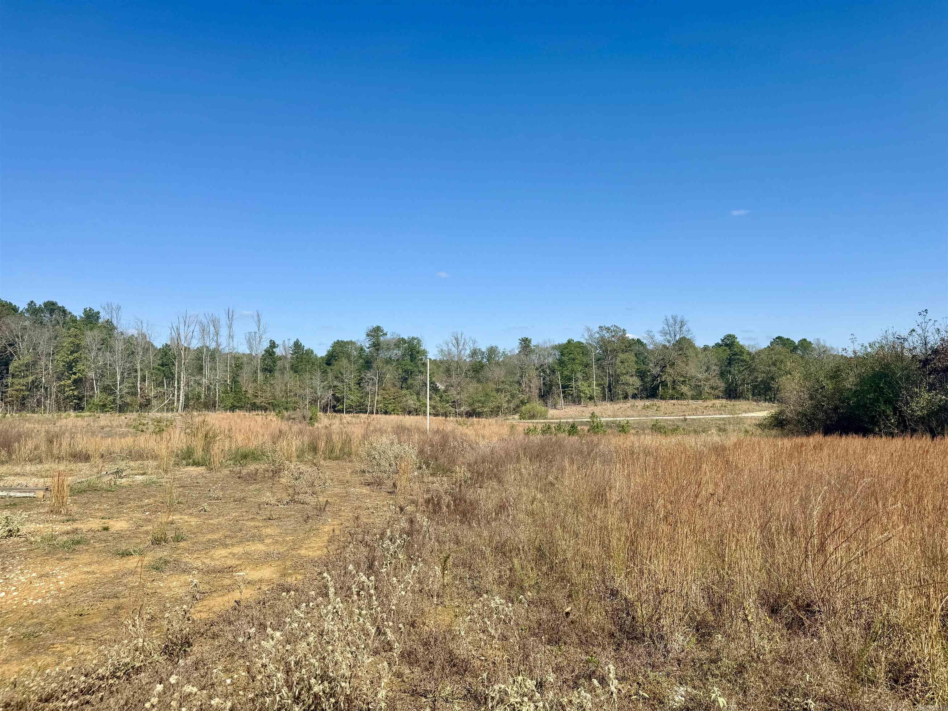 987  Walker  Amity, AR