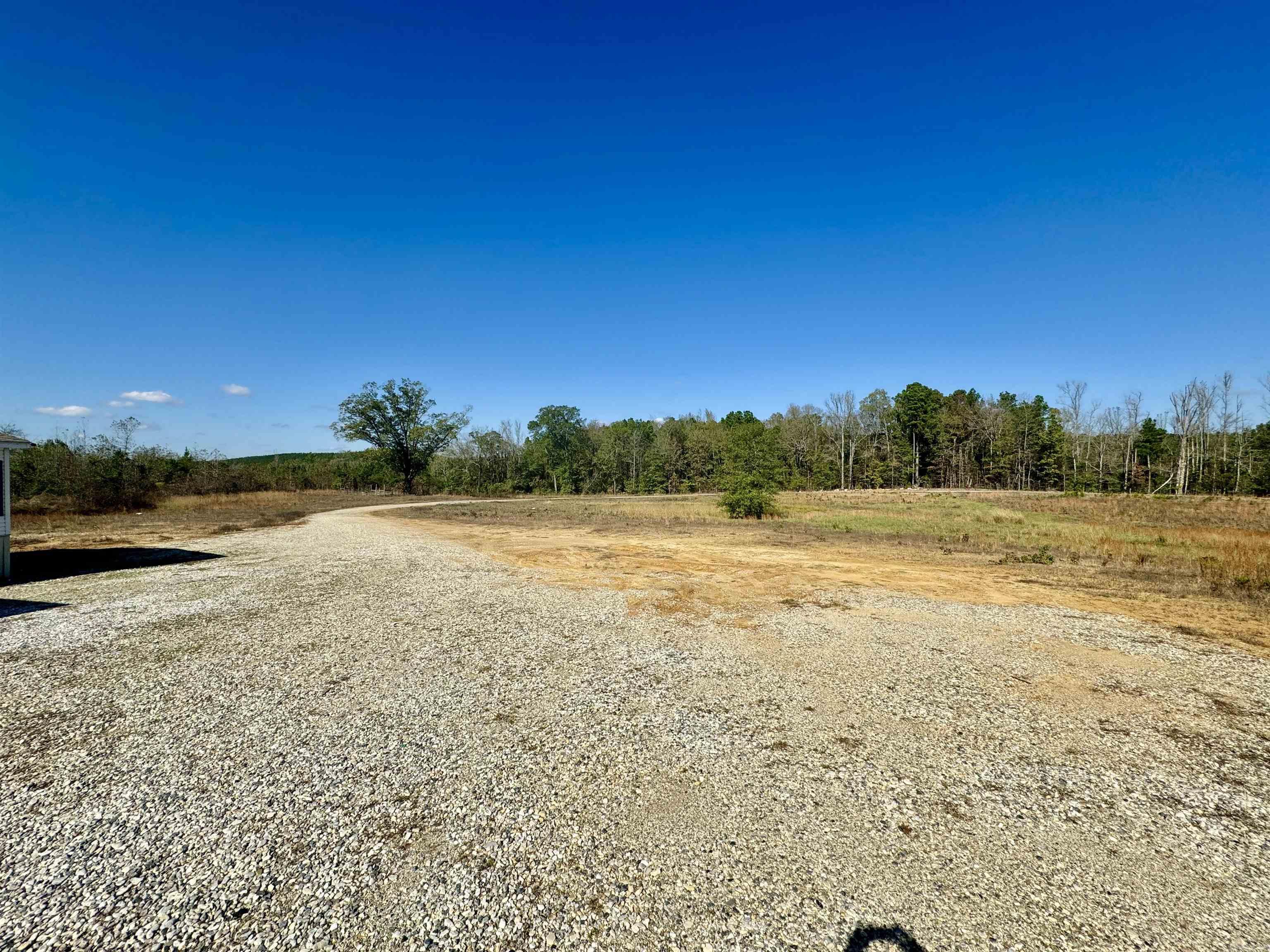 987  Walker  Amity, AR