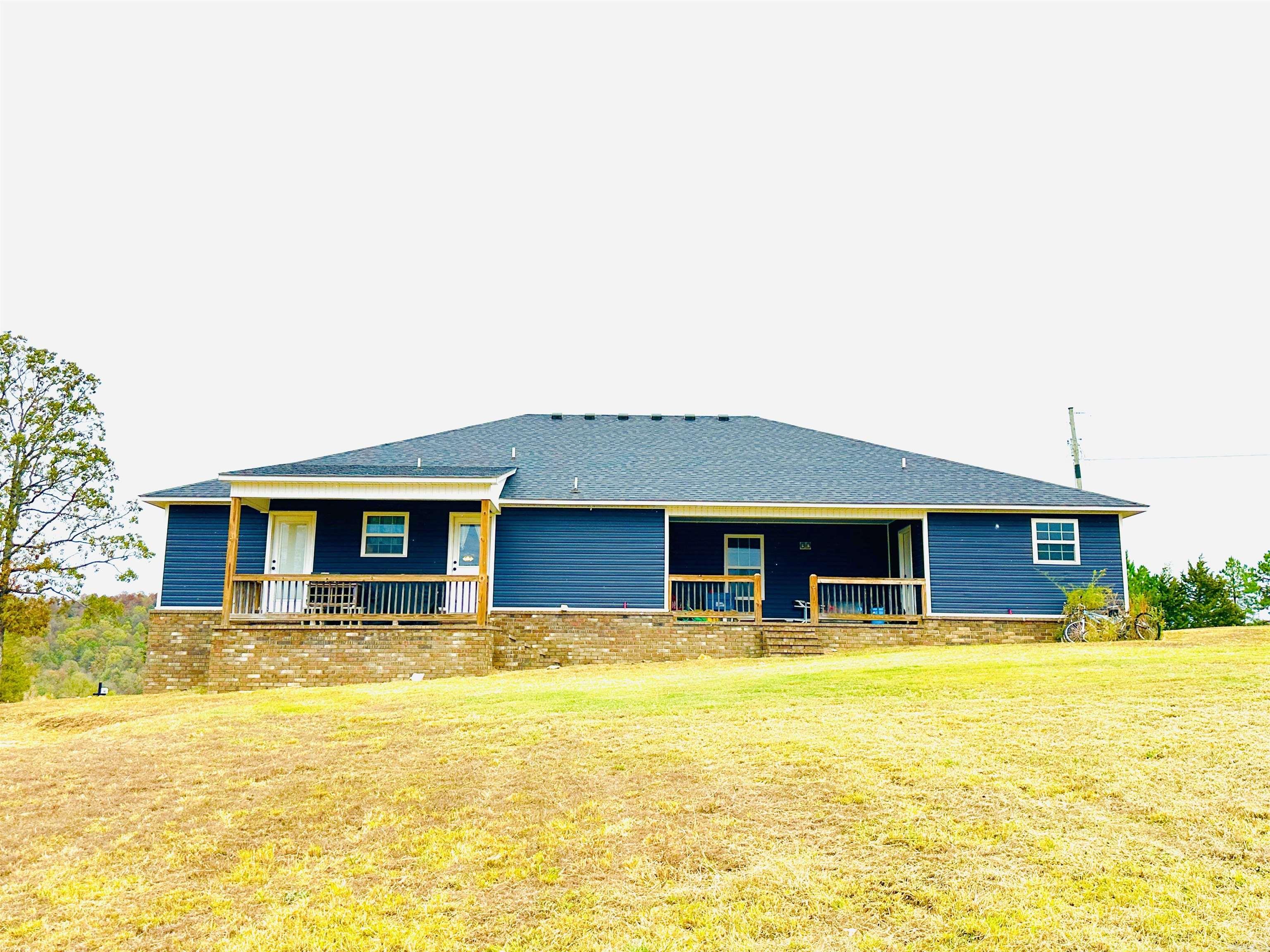 1364  CR 3561  Clarksville, AR