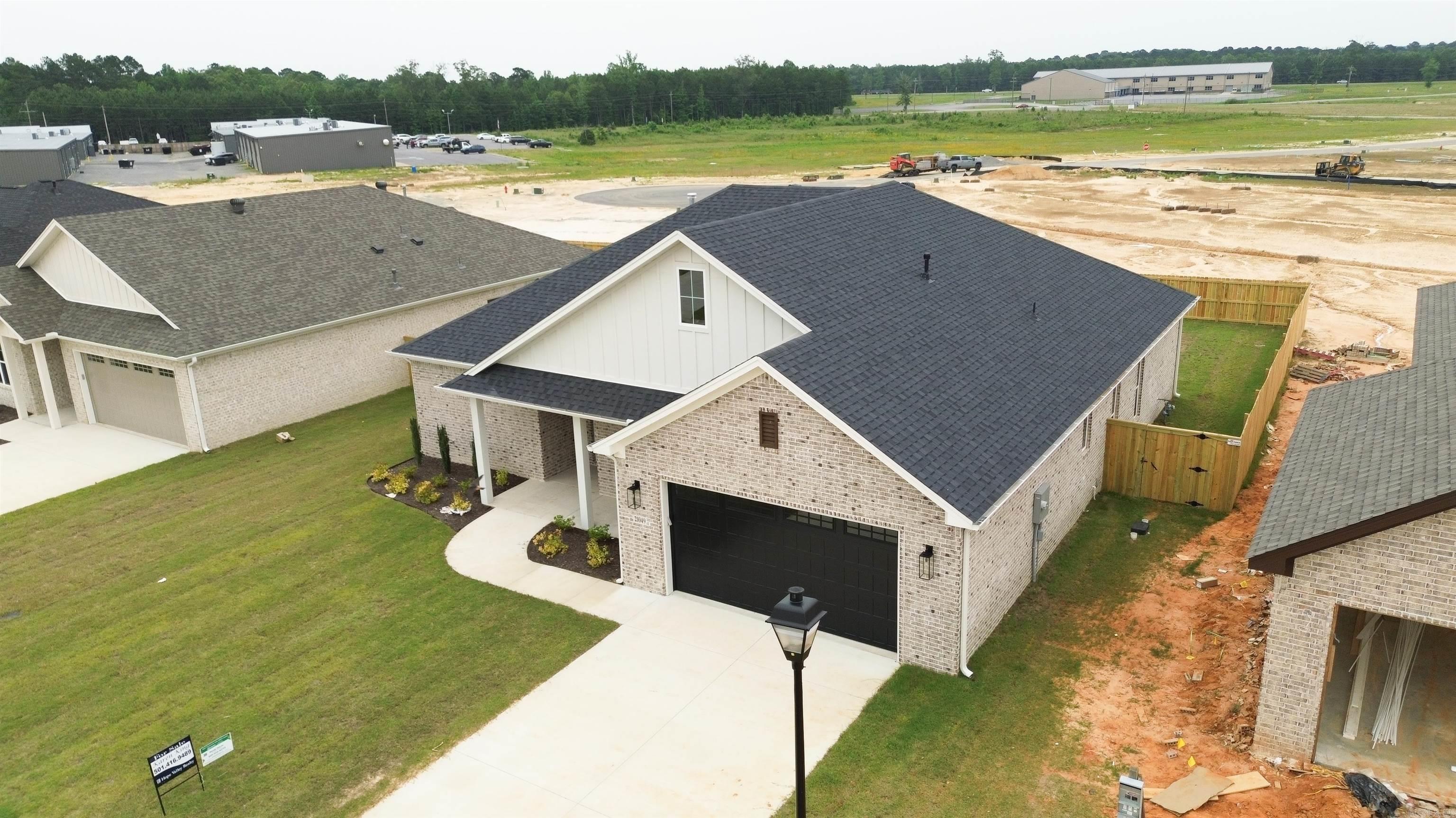 21049 Kinsley  Hensley, AR