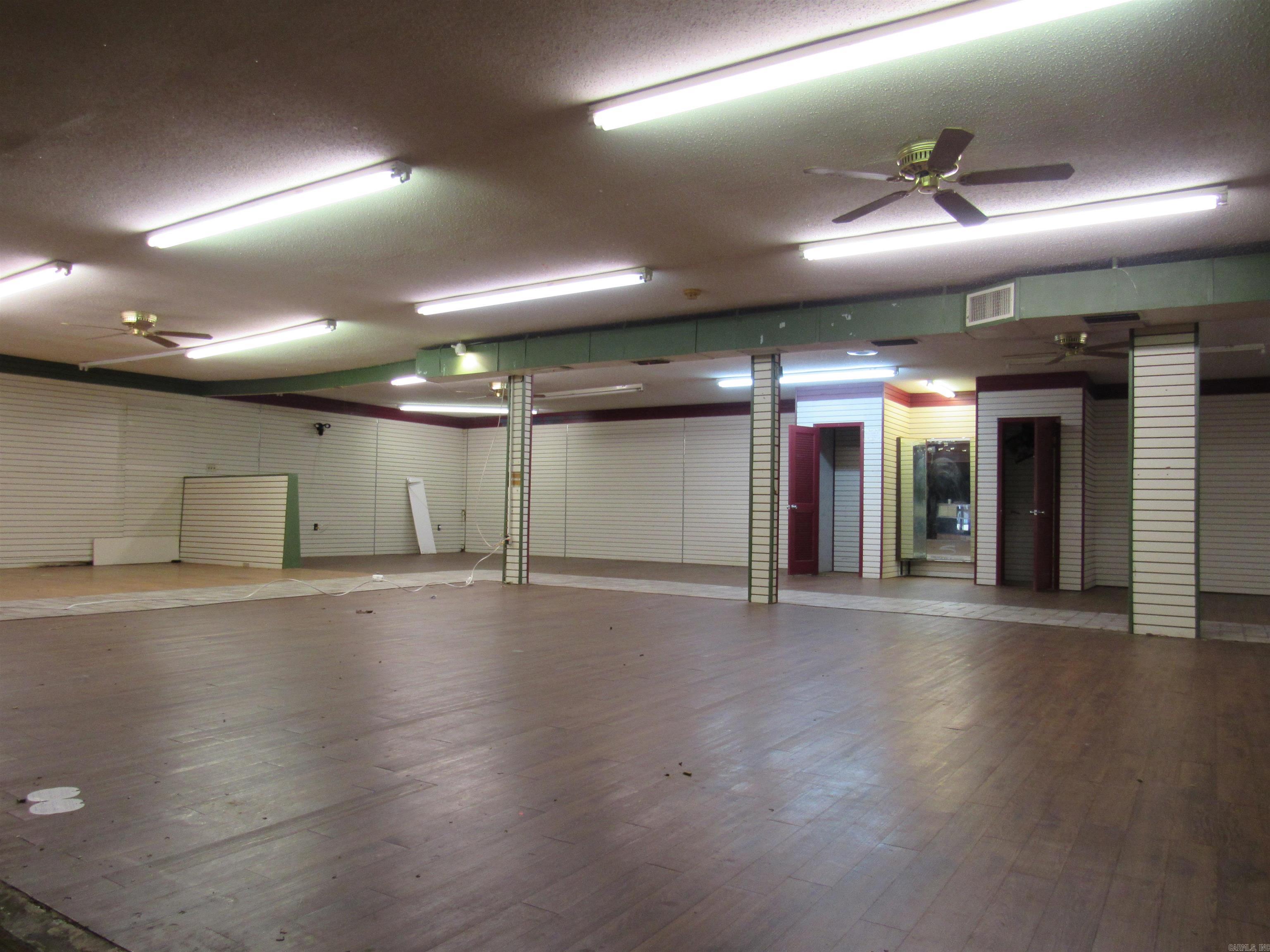 1140 W Highway 367  Judsonia, AR