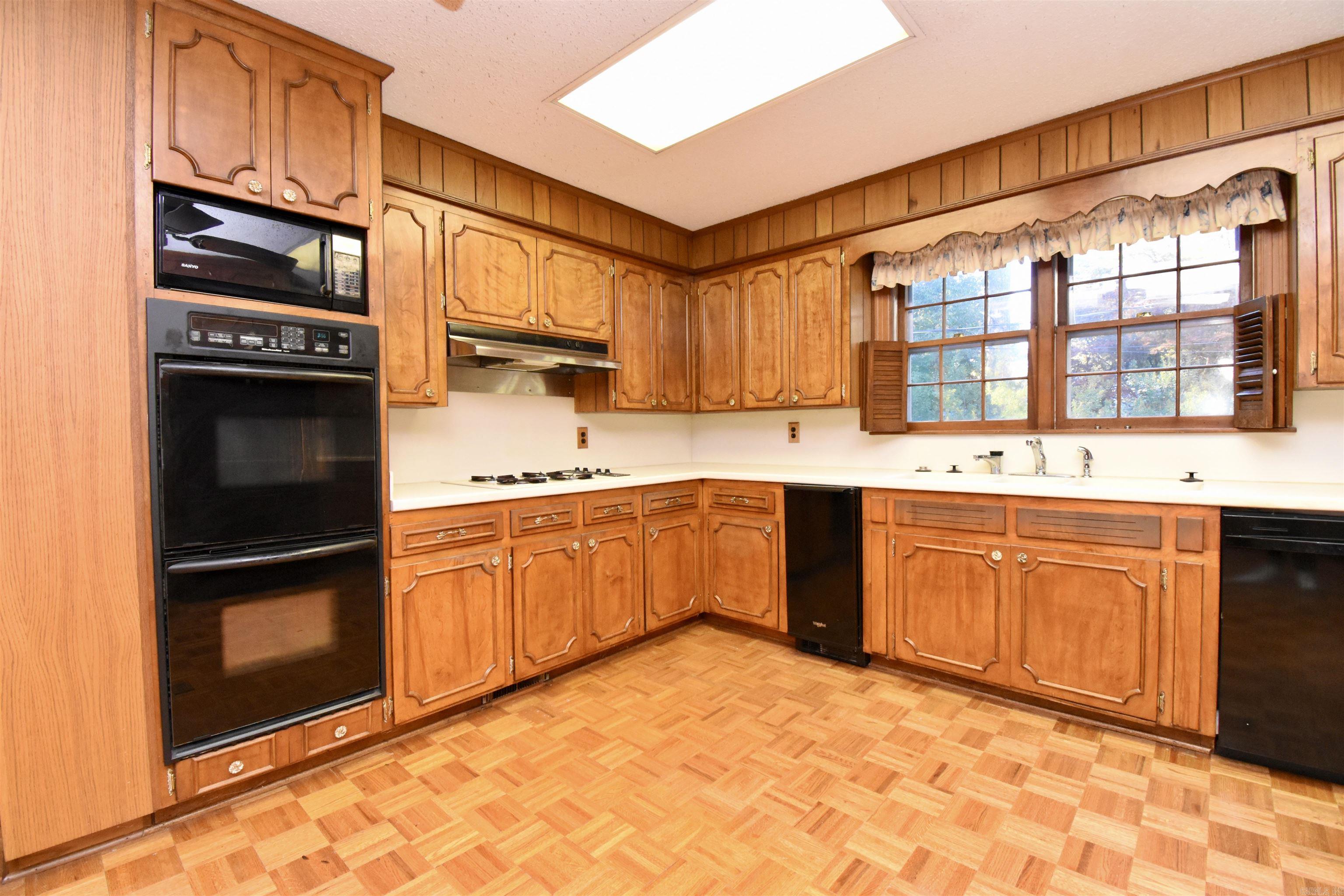 123  Stonebrook  Helena, AR
