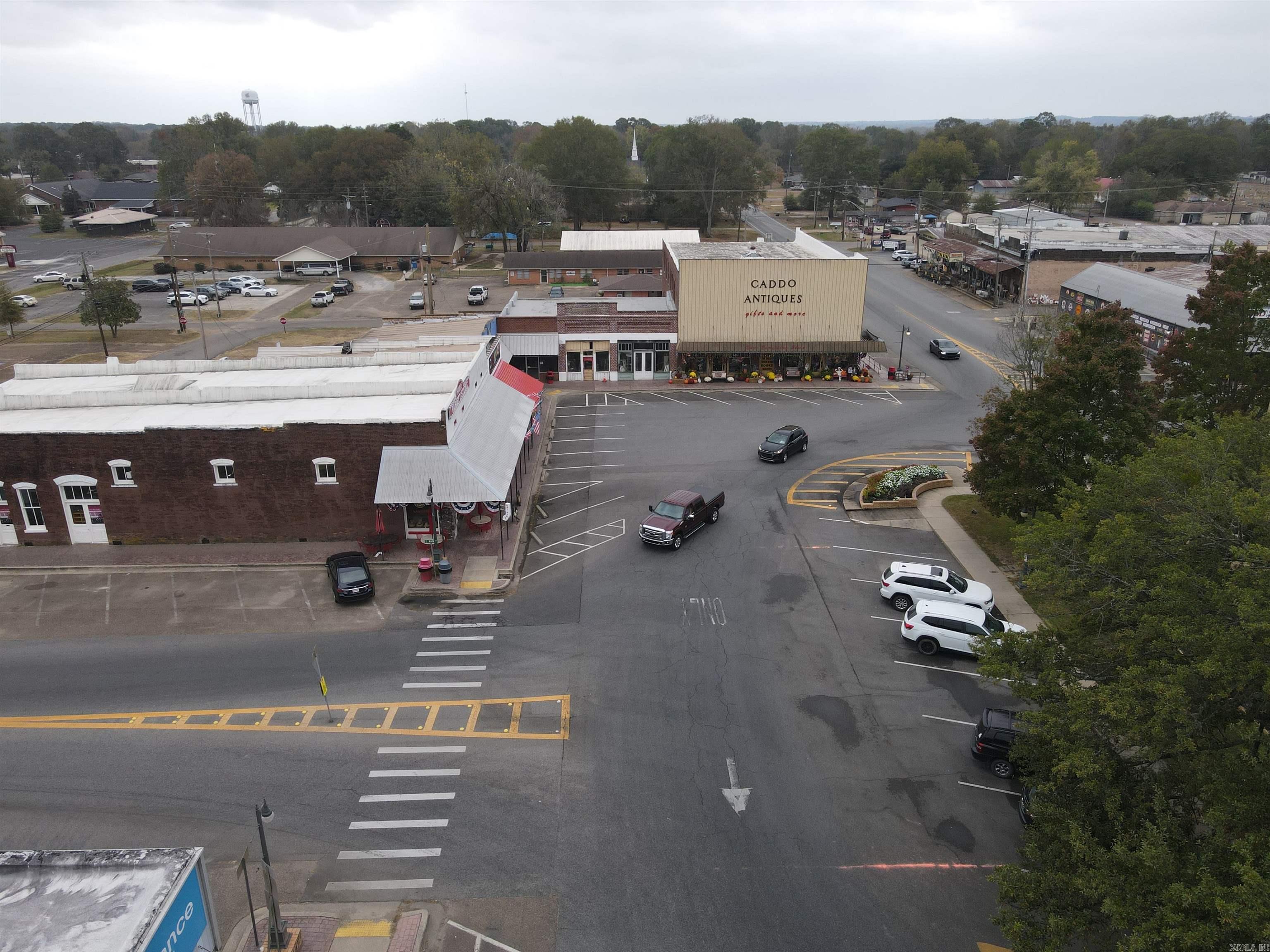 69  Courthouse  Murfreesboro, AR