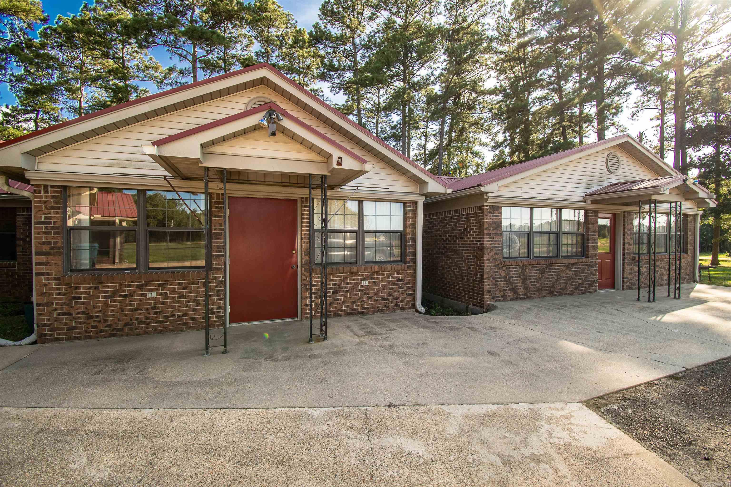 437  Bradley Road 69  Hermitage, AR