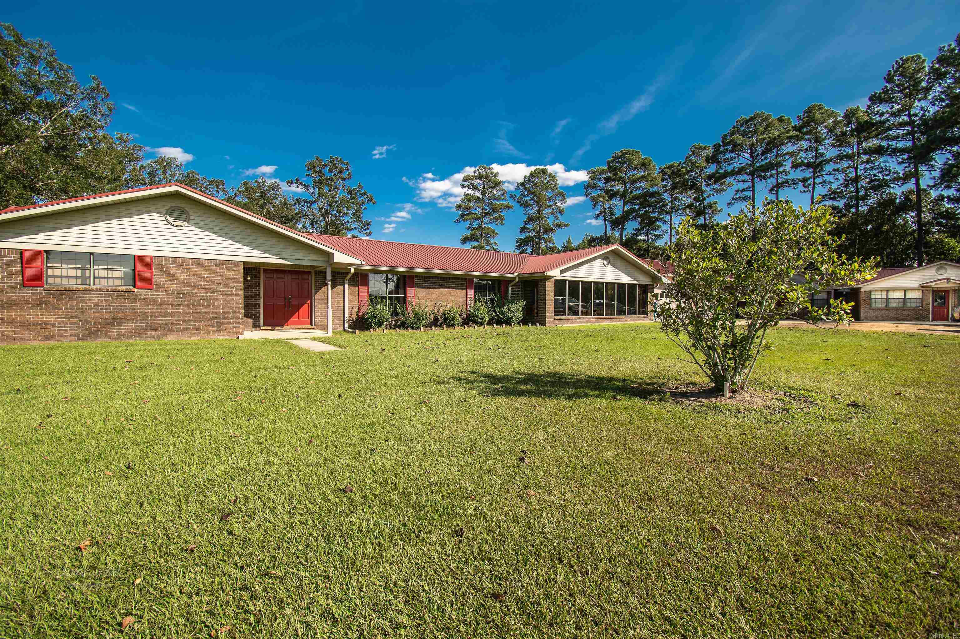 437  Bradley Road 69  Hermitage, AR
