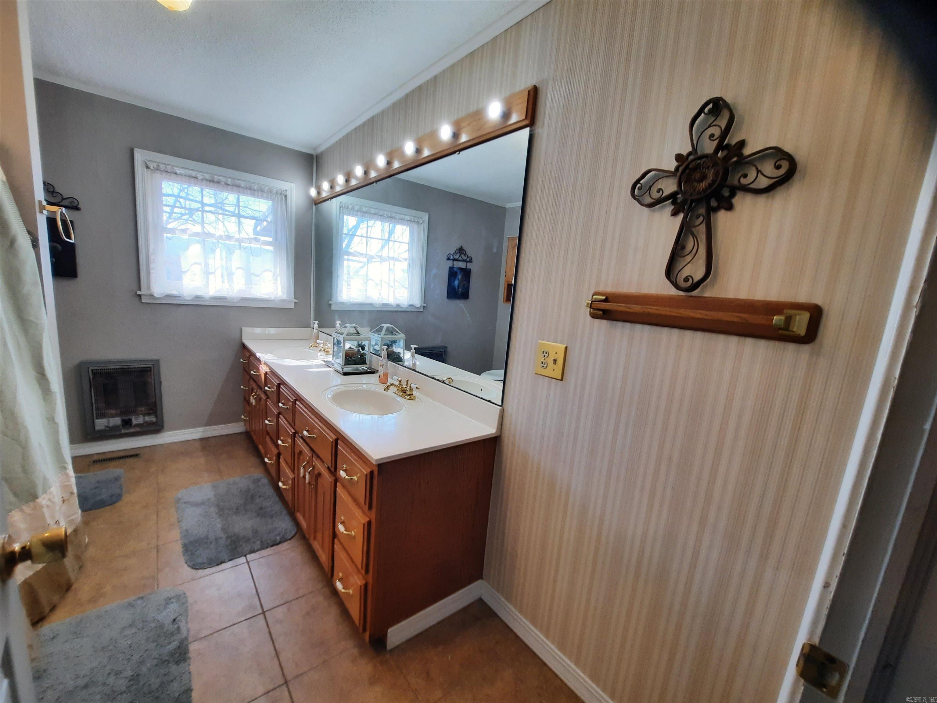 7731 W hwy 66 Timbo, AR 72560