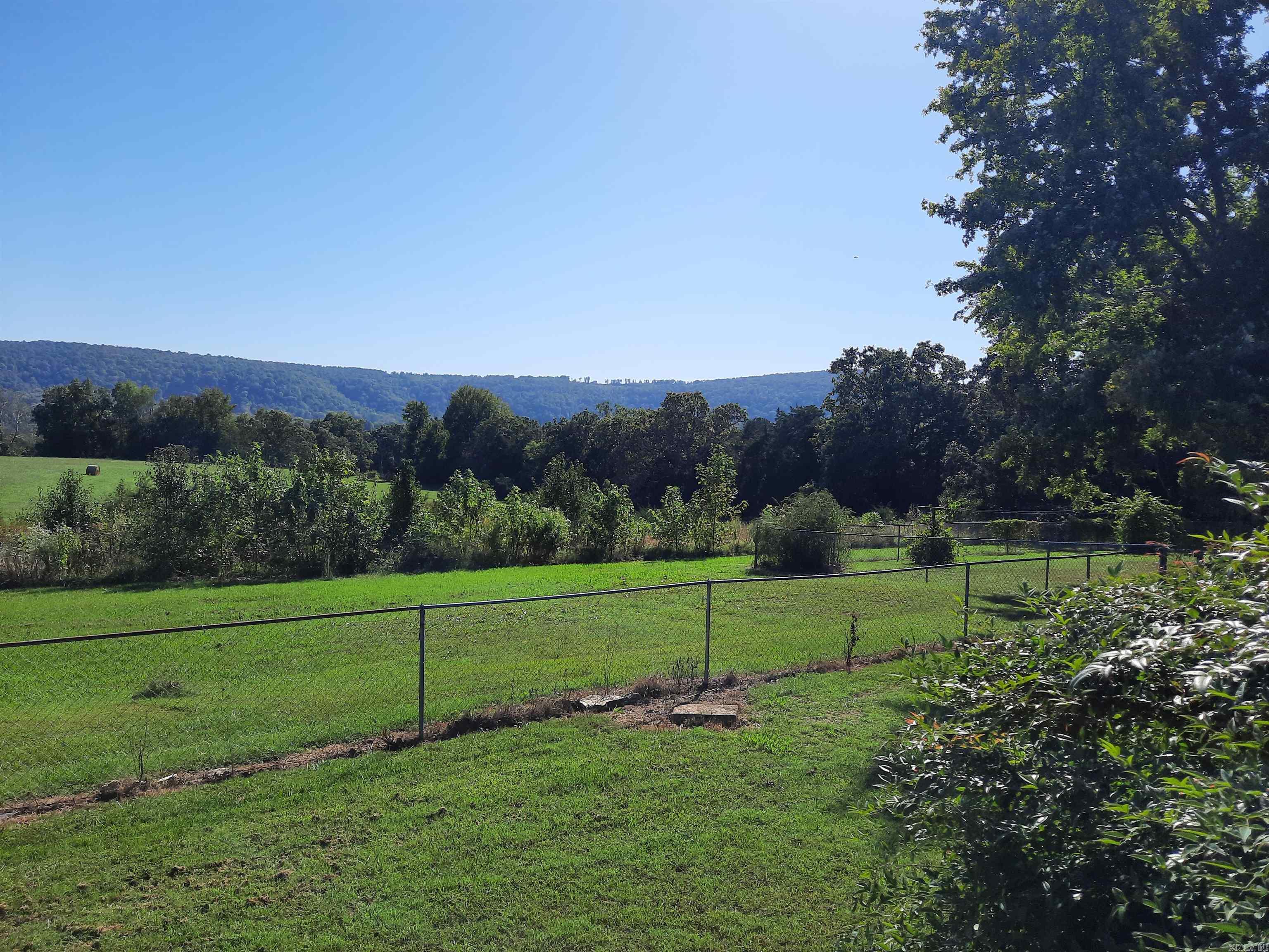 7731 W hwy 66 Timbo, AR 72560