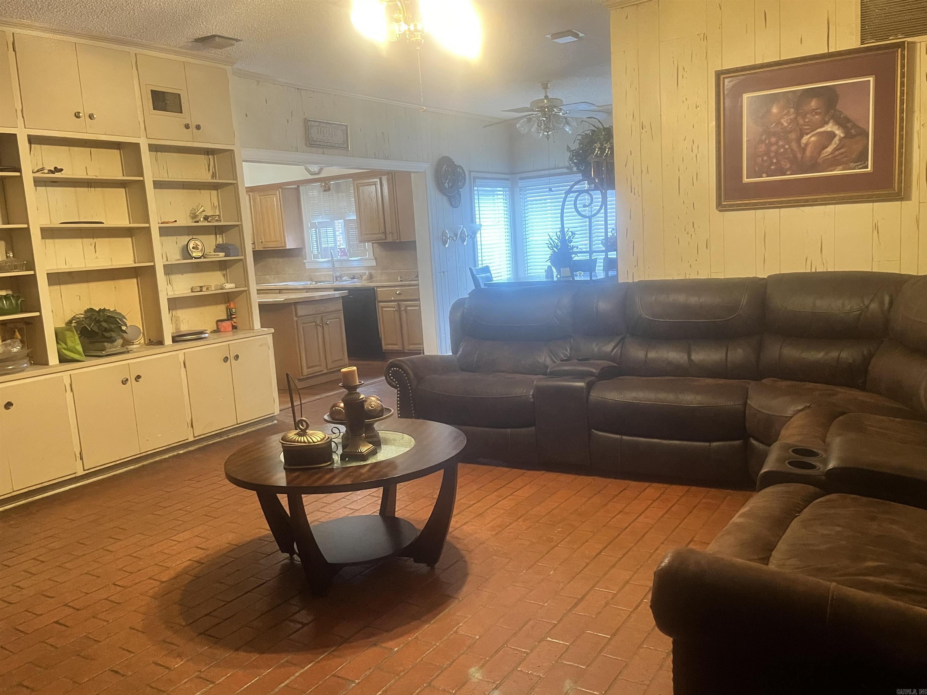 1215  Beech  Pine Bluff, AR
