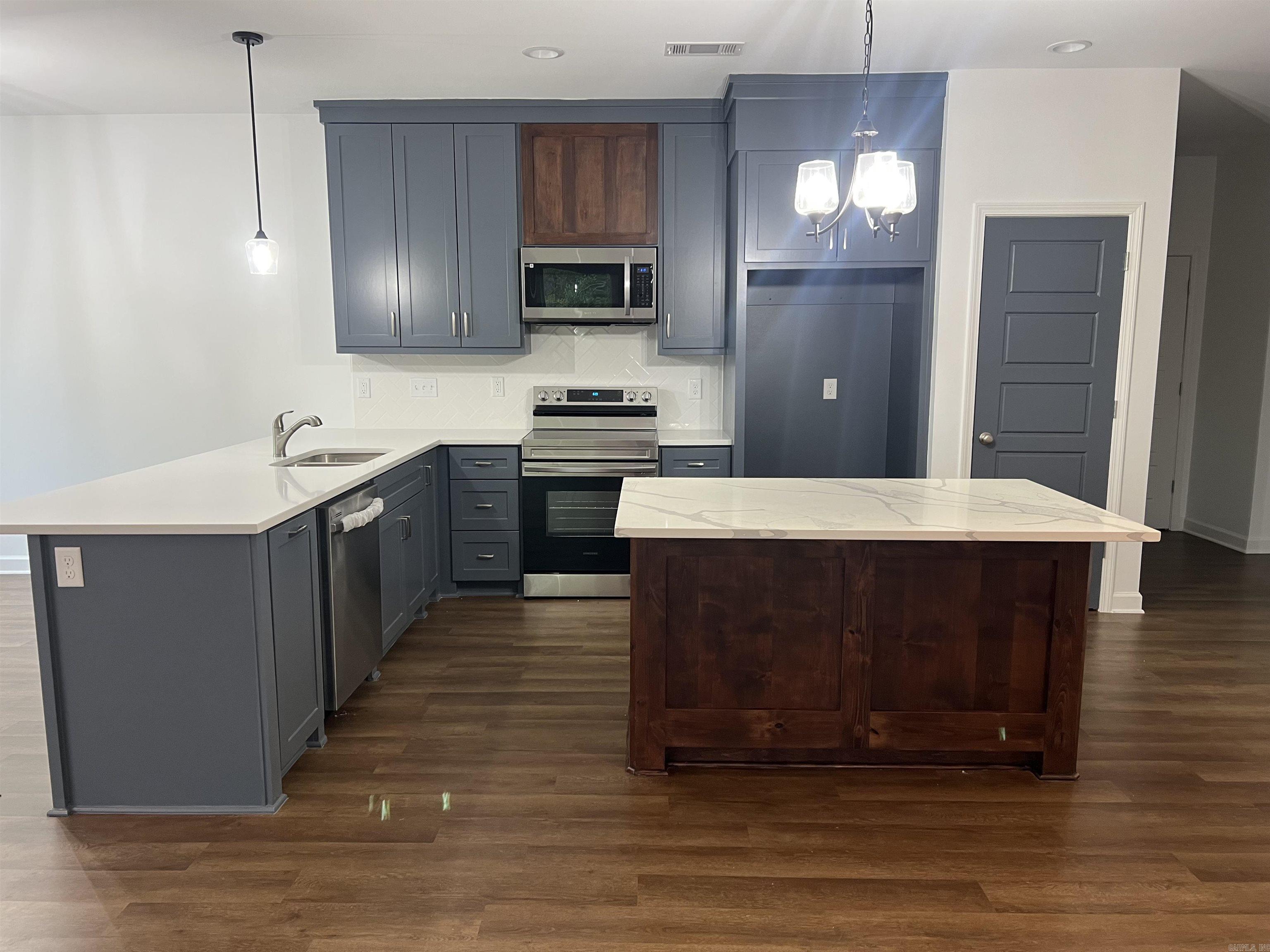 9017 Mariposa Cove Mabelvale, AR 72103