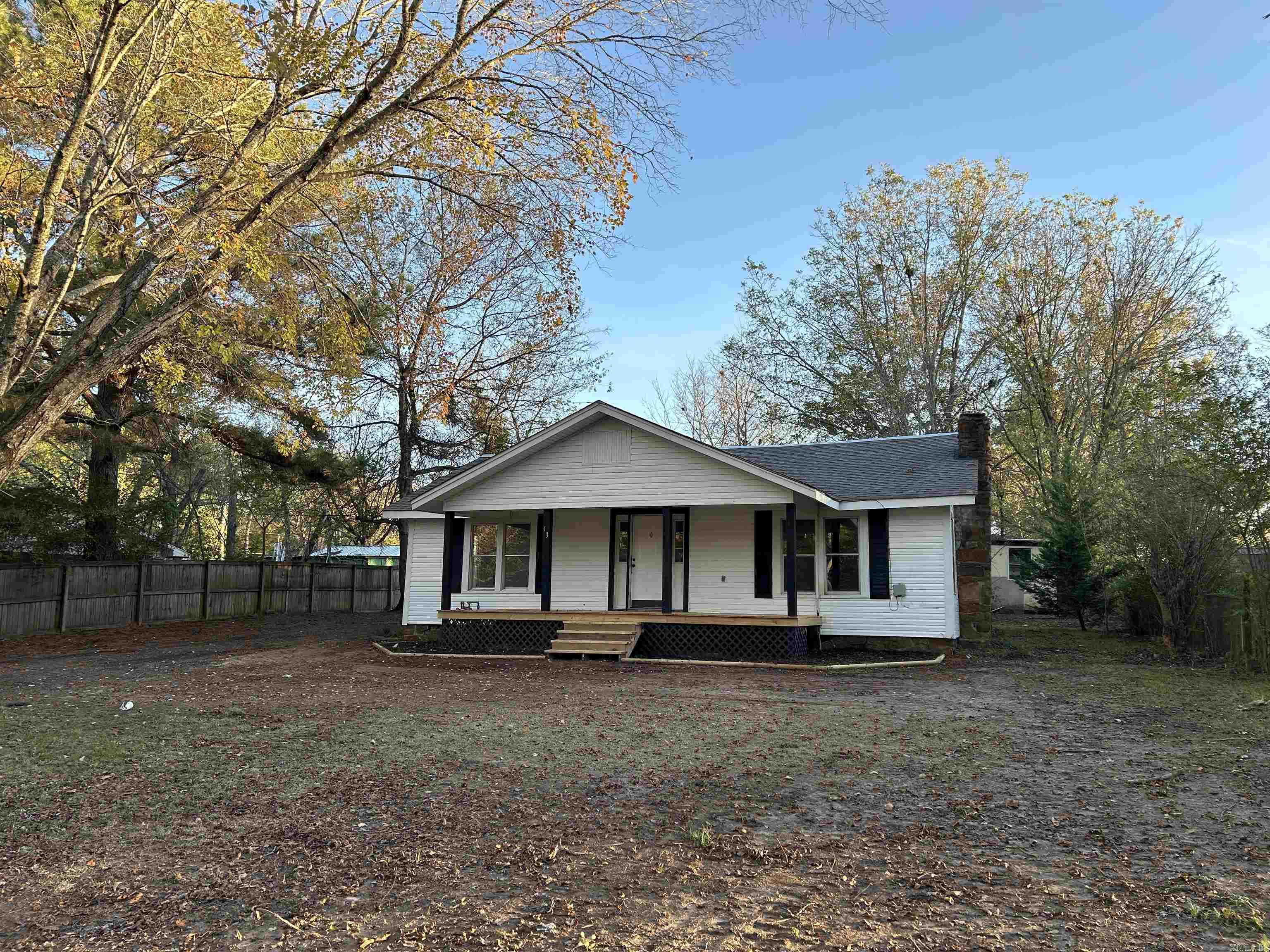 13 E Main  Greenbrier, AR