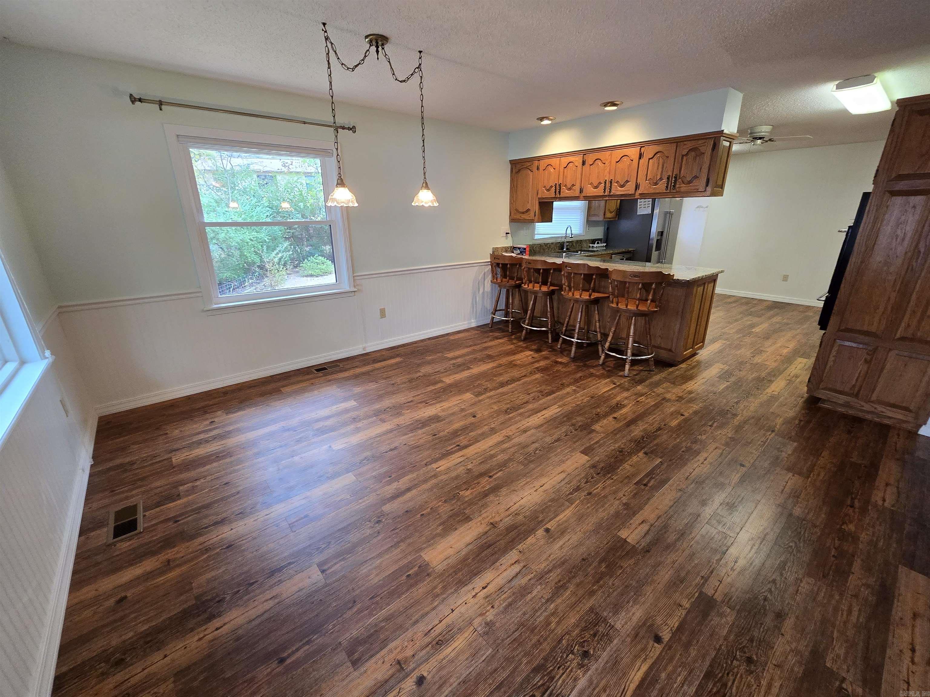 112  Lake Shore  Russellville, AR