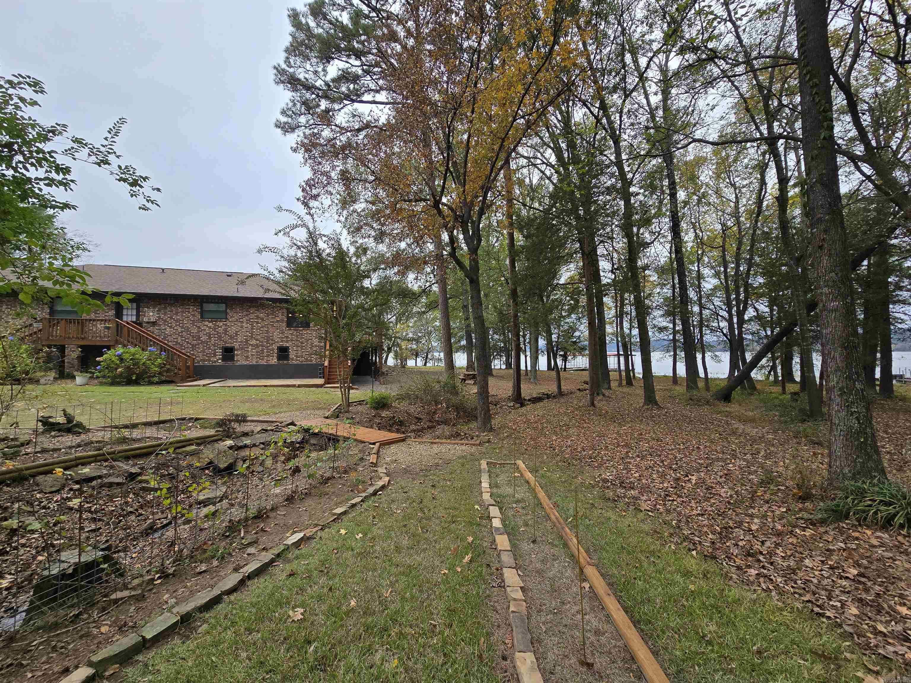 112  Lake Shore  Russellville, AR