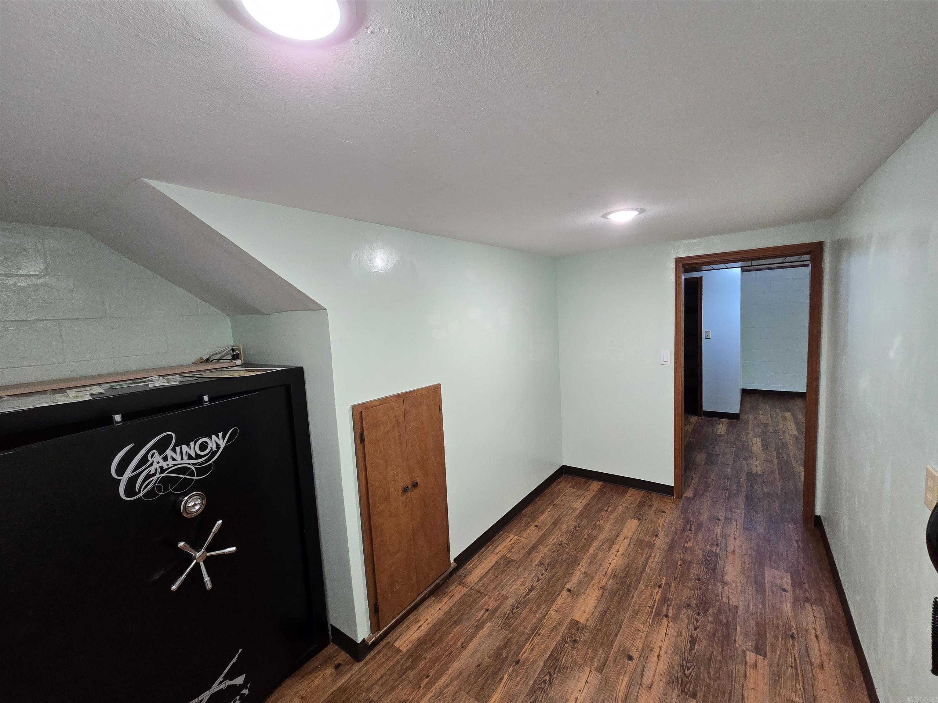 112  Lake Shore  Russellville, AR