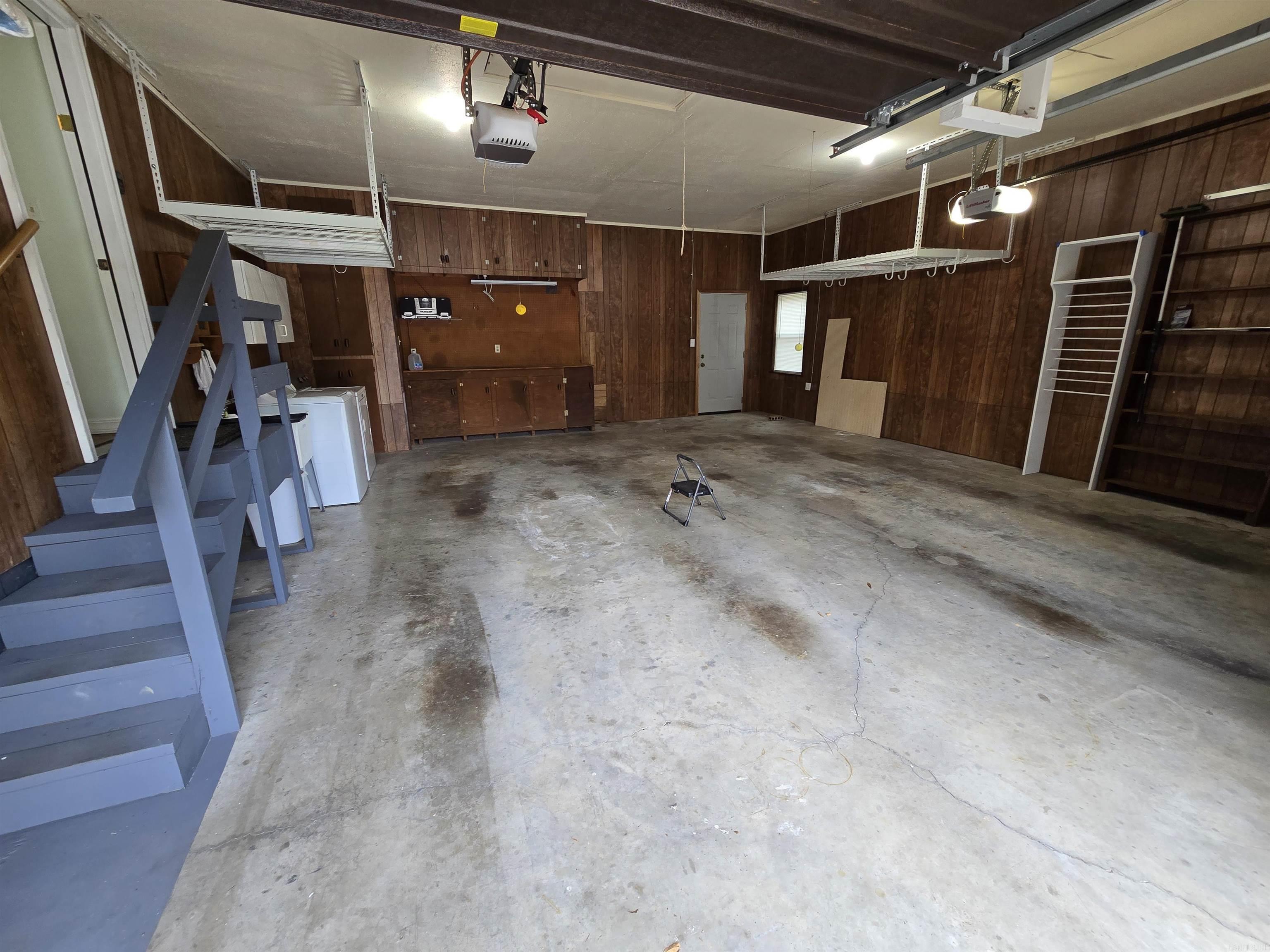112  Lake Shore  Russellville, AR