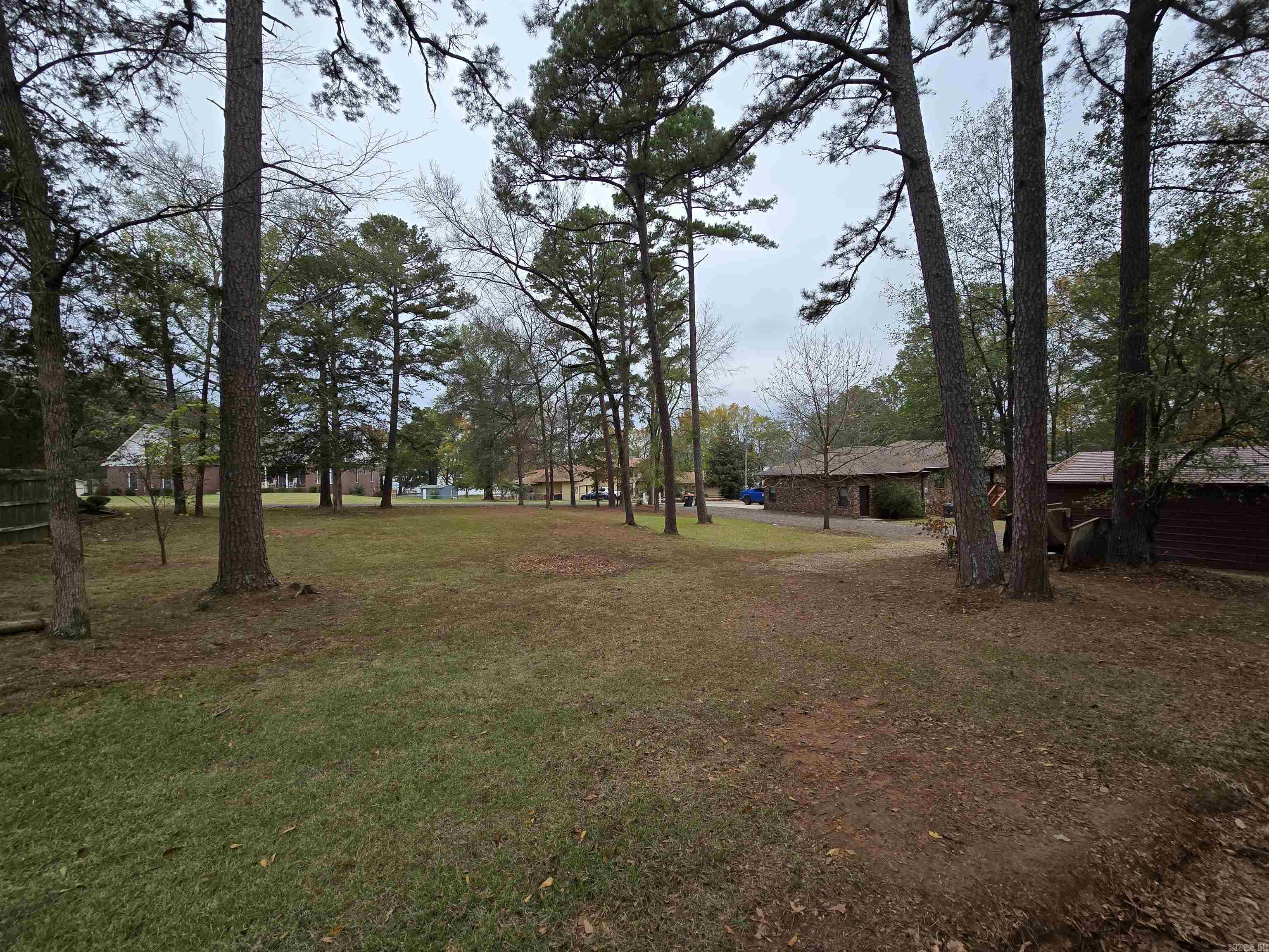 112  Lake Shore  Russellville, AR