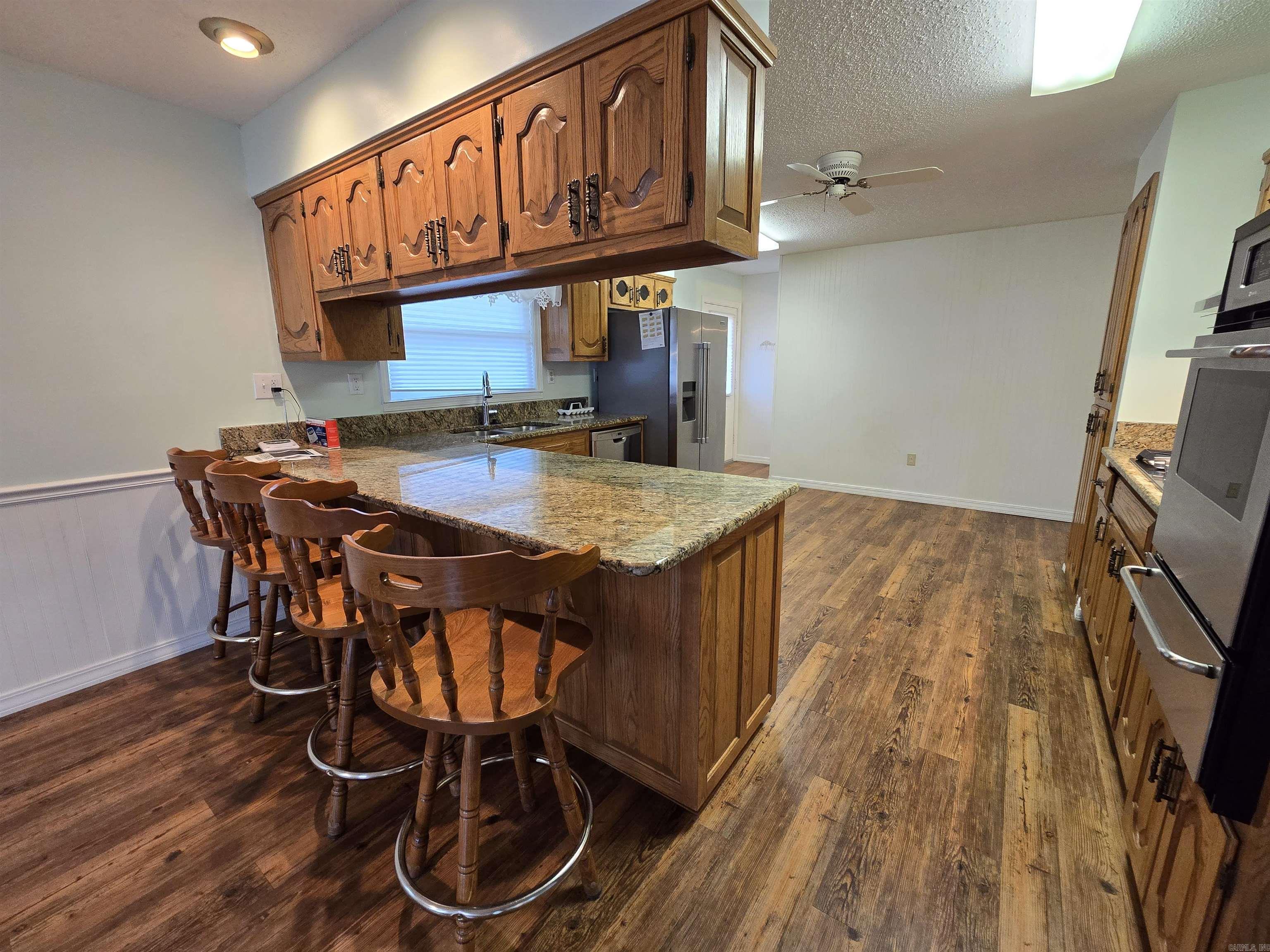 112  Lake Shore  Russellville, AR