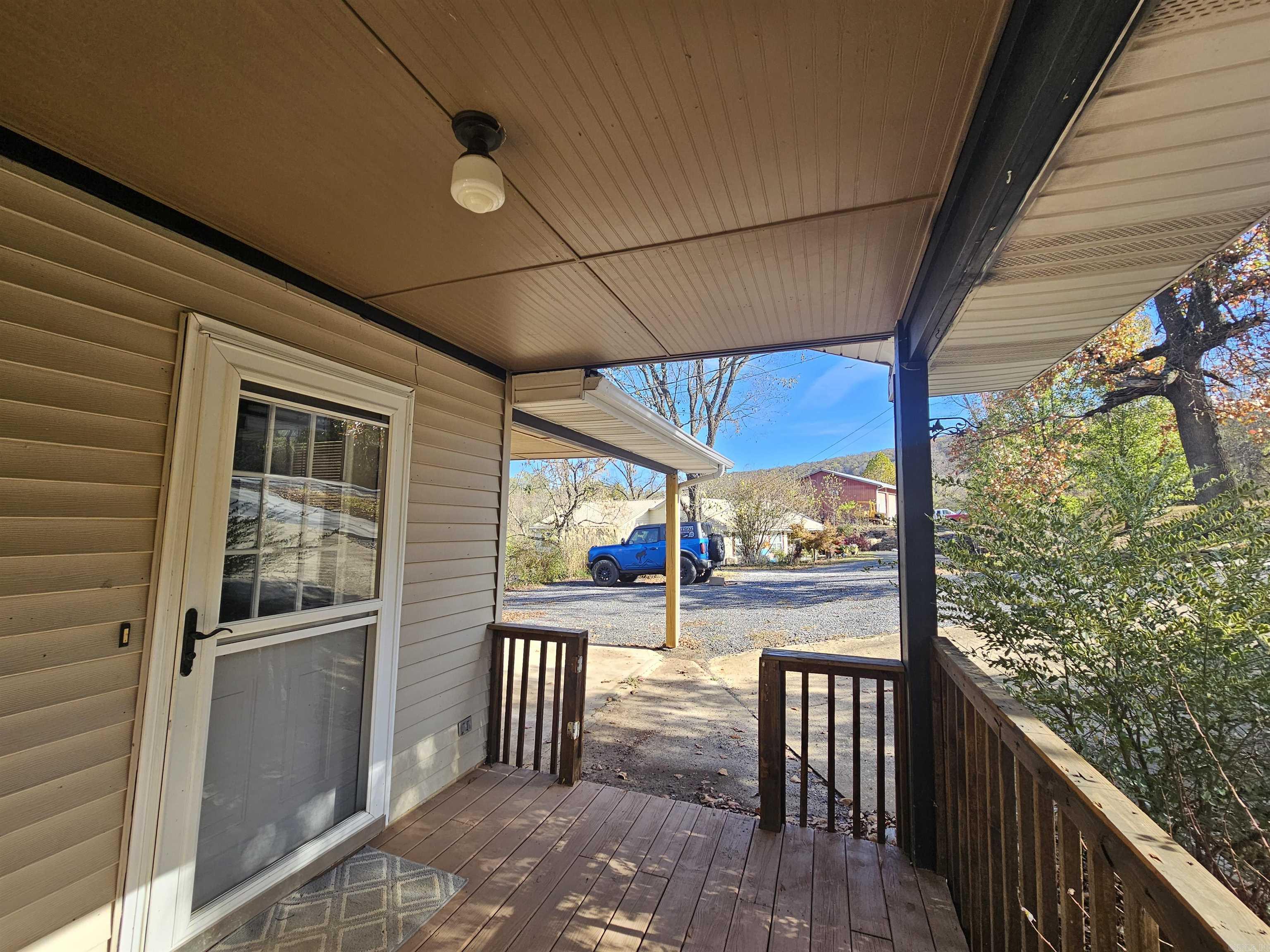 211 N 27 Highway Marshall, AR 72650