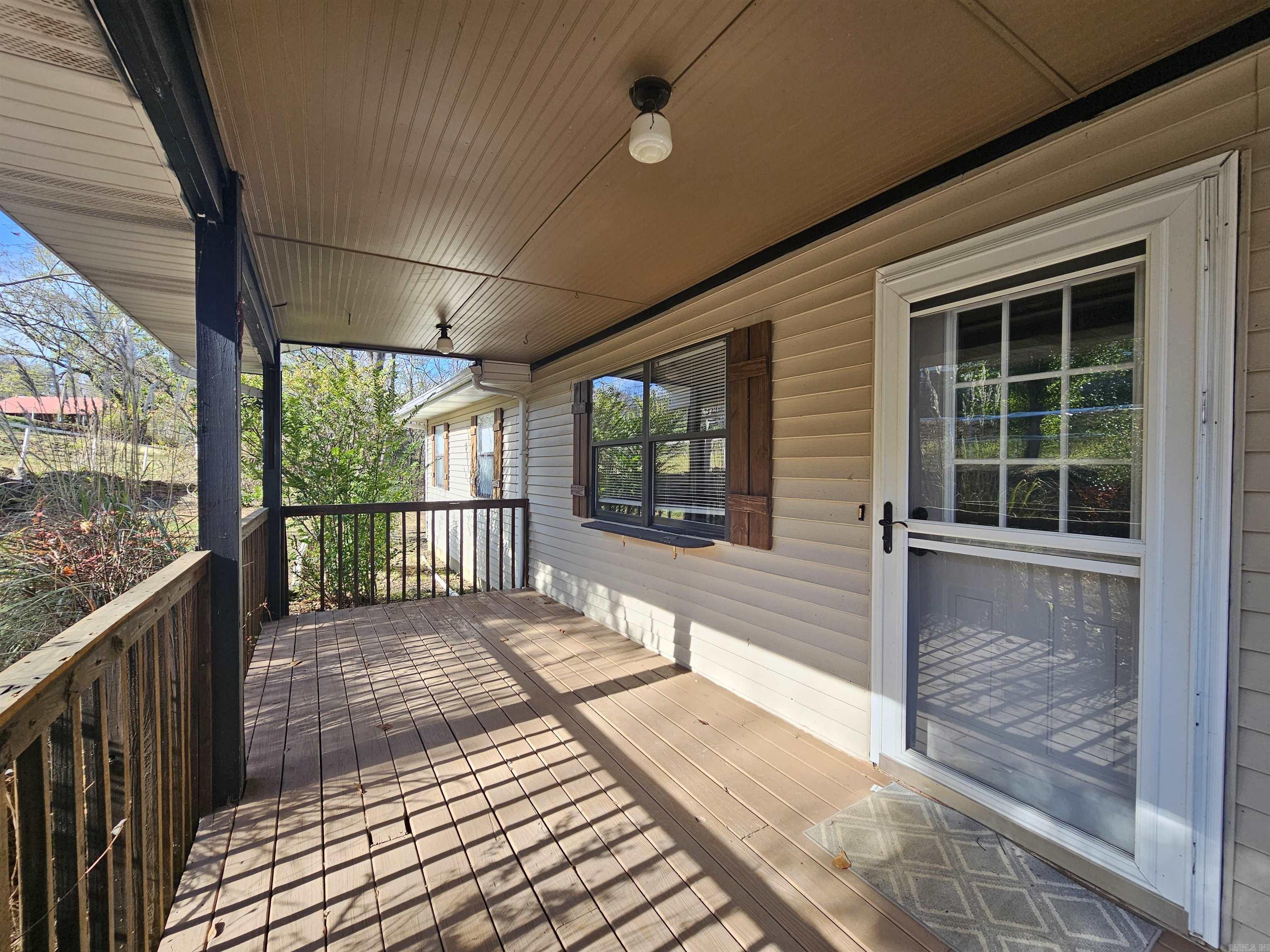 211 N 27 Highway Marshall, AR 72650