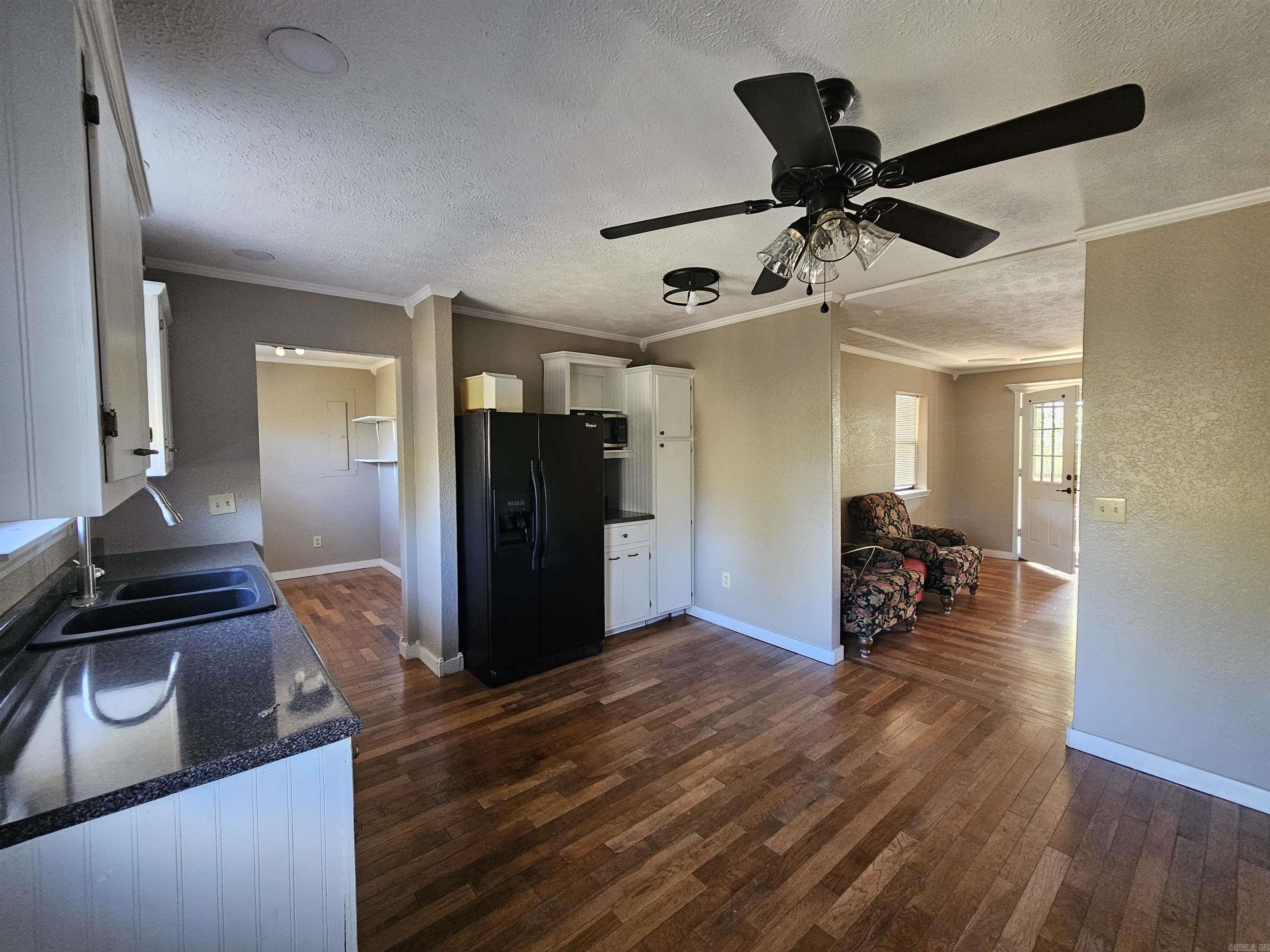 211 N 27 Highway Marshall, AR 72650