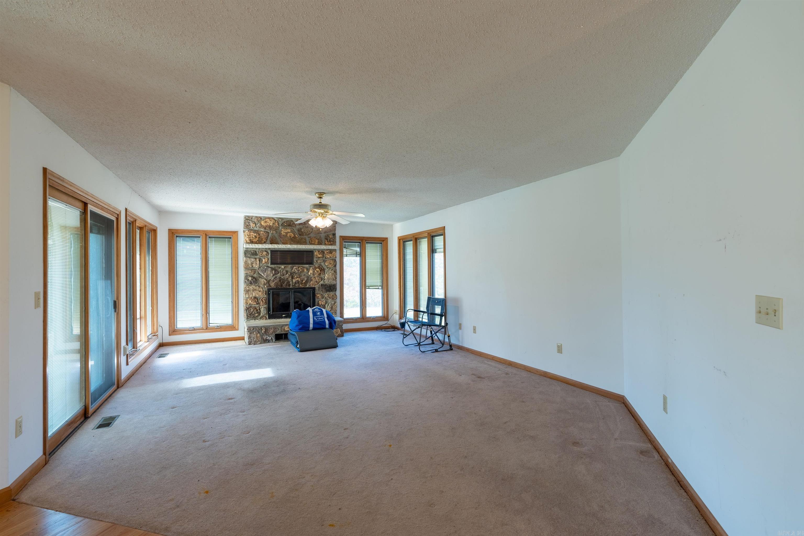989 N Bayou Road Concord, AR 72523