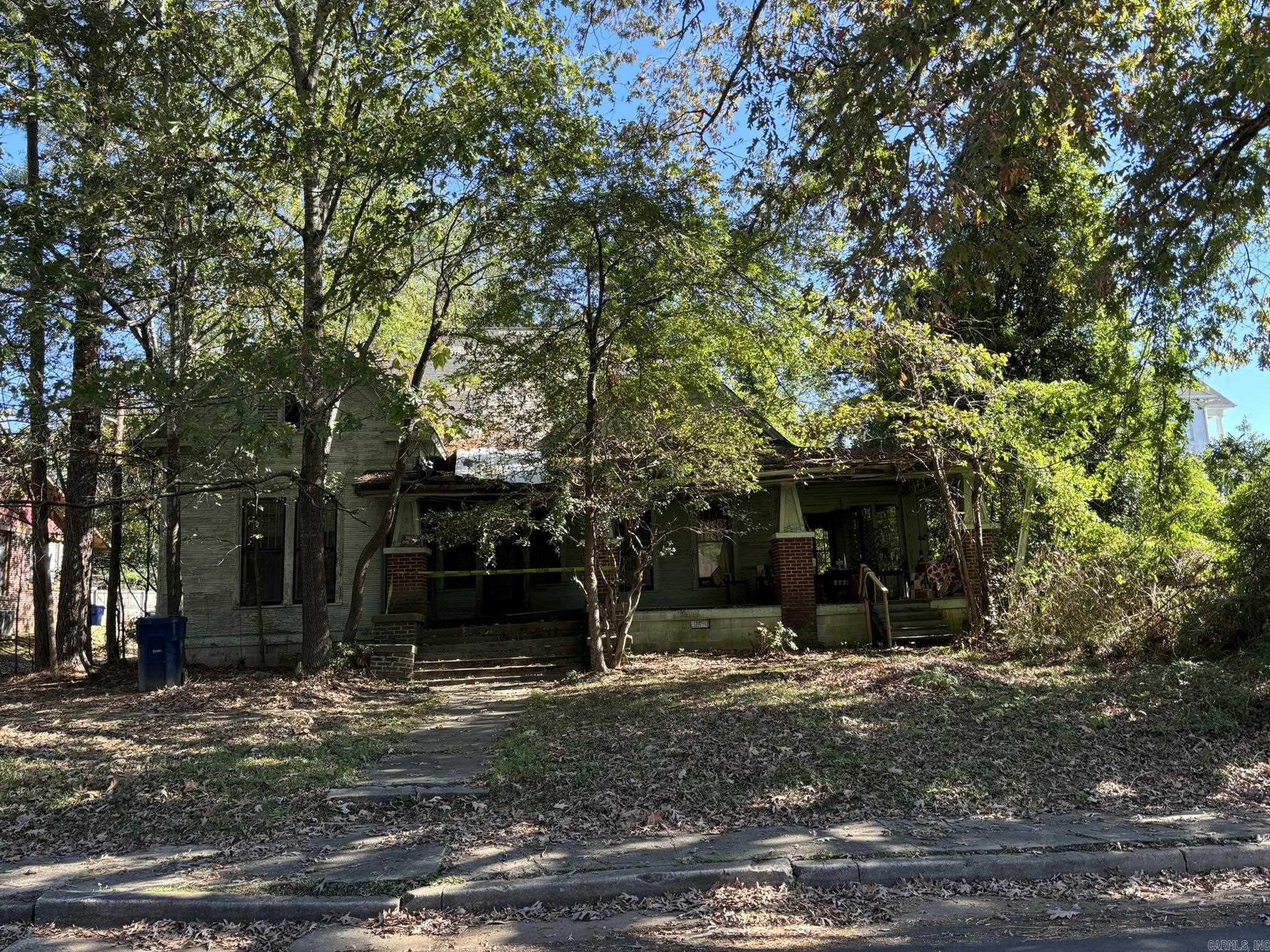 121 NW Cleveland  Camden, AR