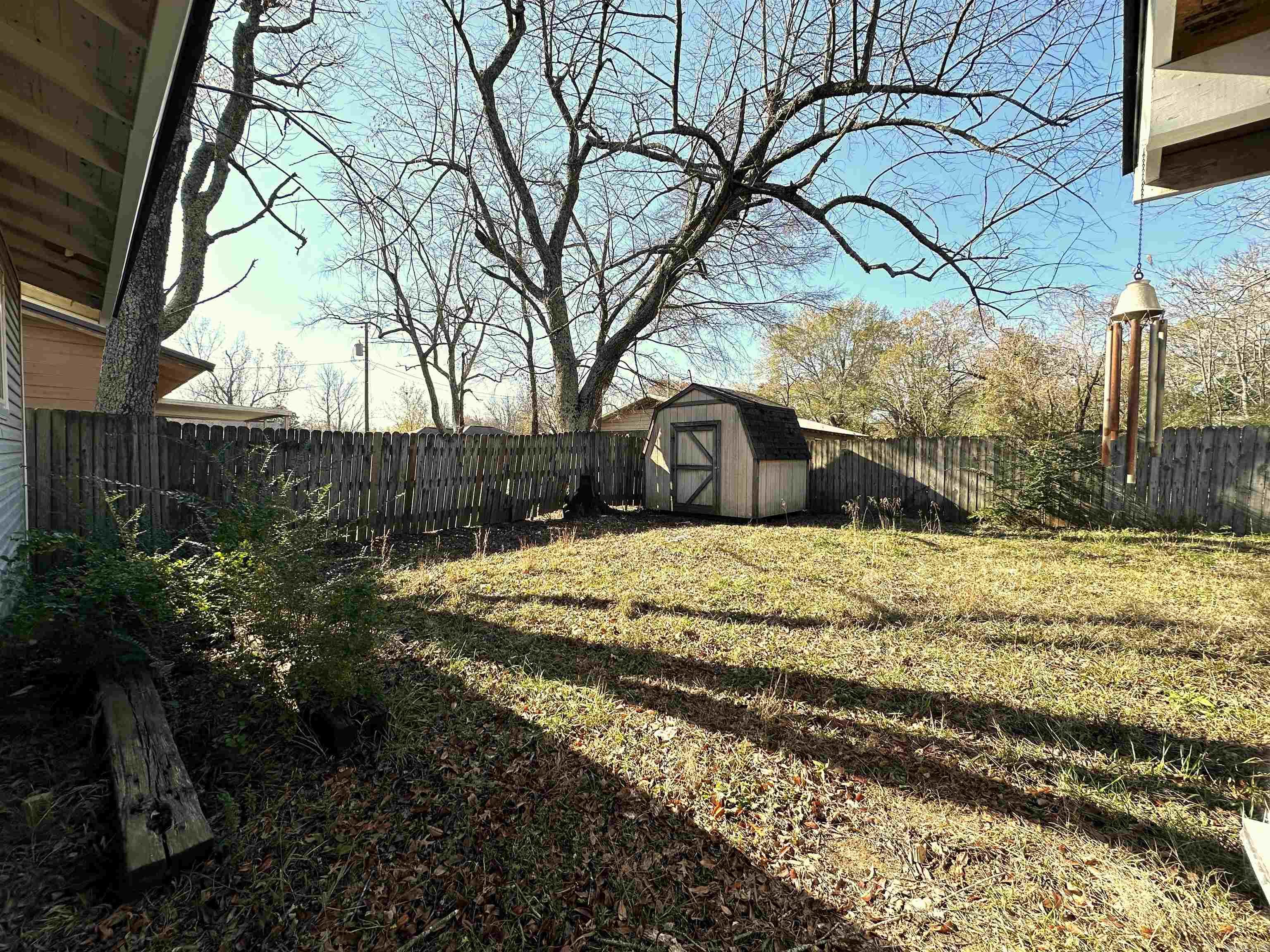 1107  Glenaire St  Mena, AR